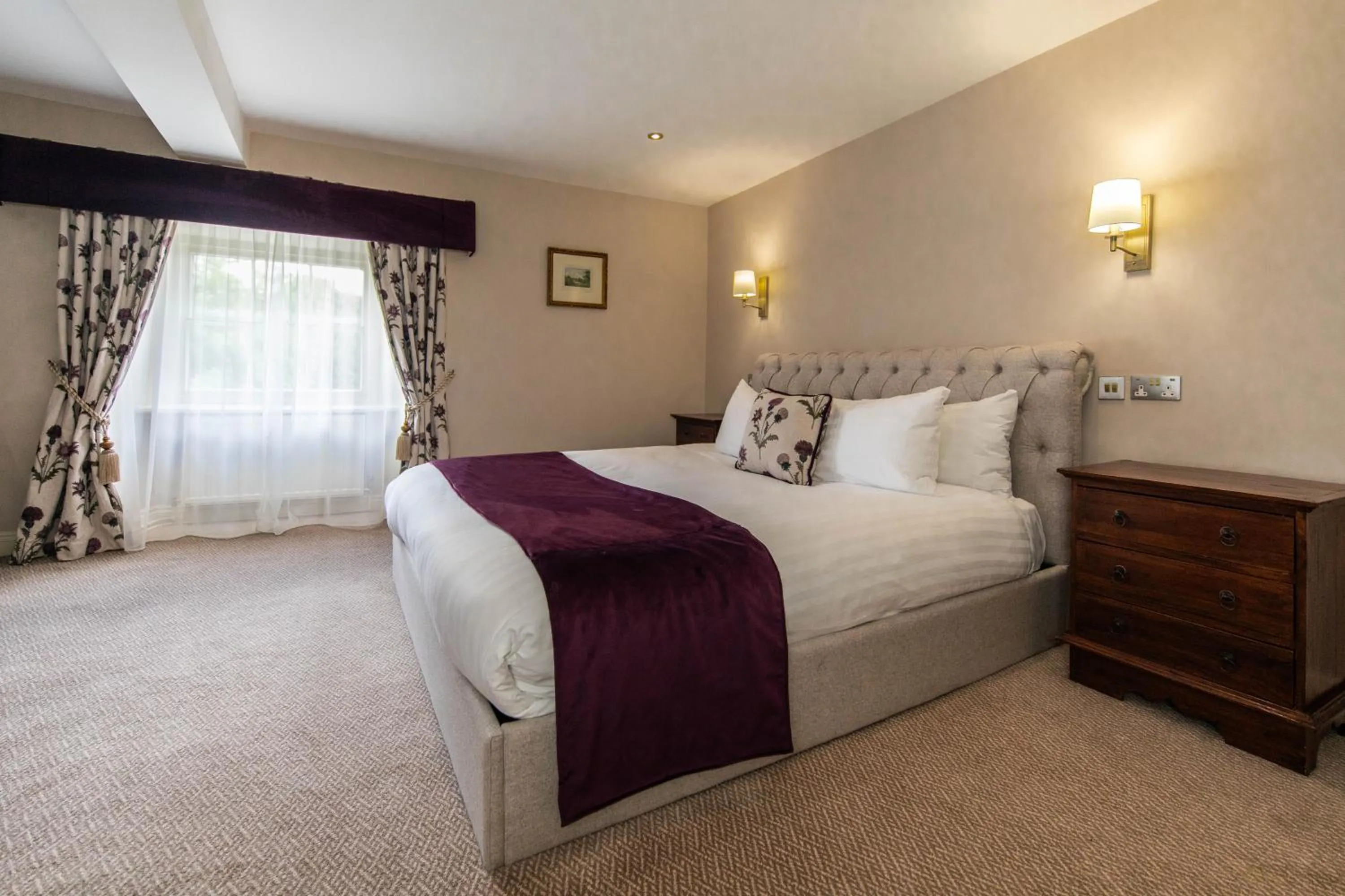 Bedroom, Bed in Owston Hall Hotel