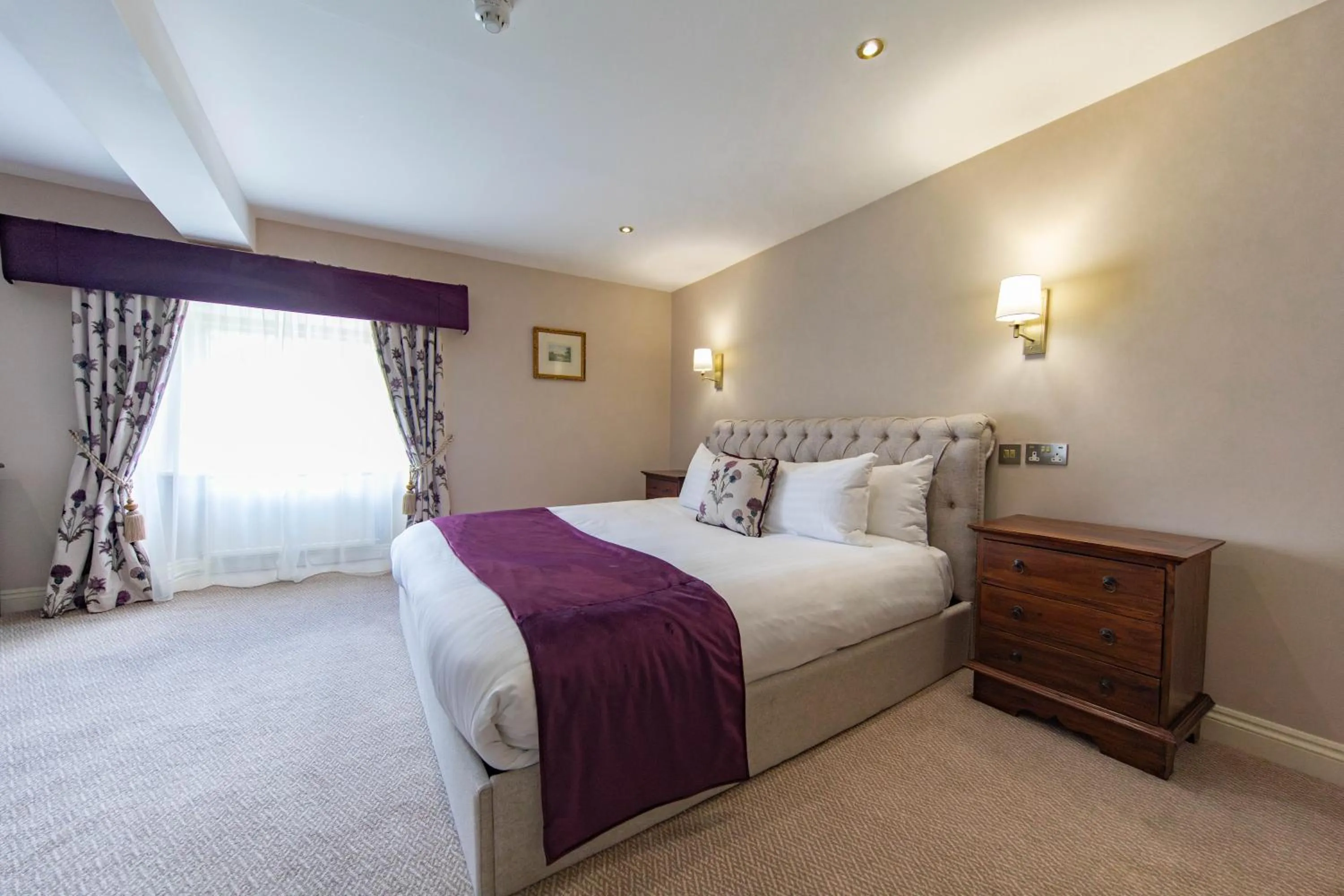 Bedroom, Bed in Owston Hall Hotel