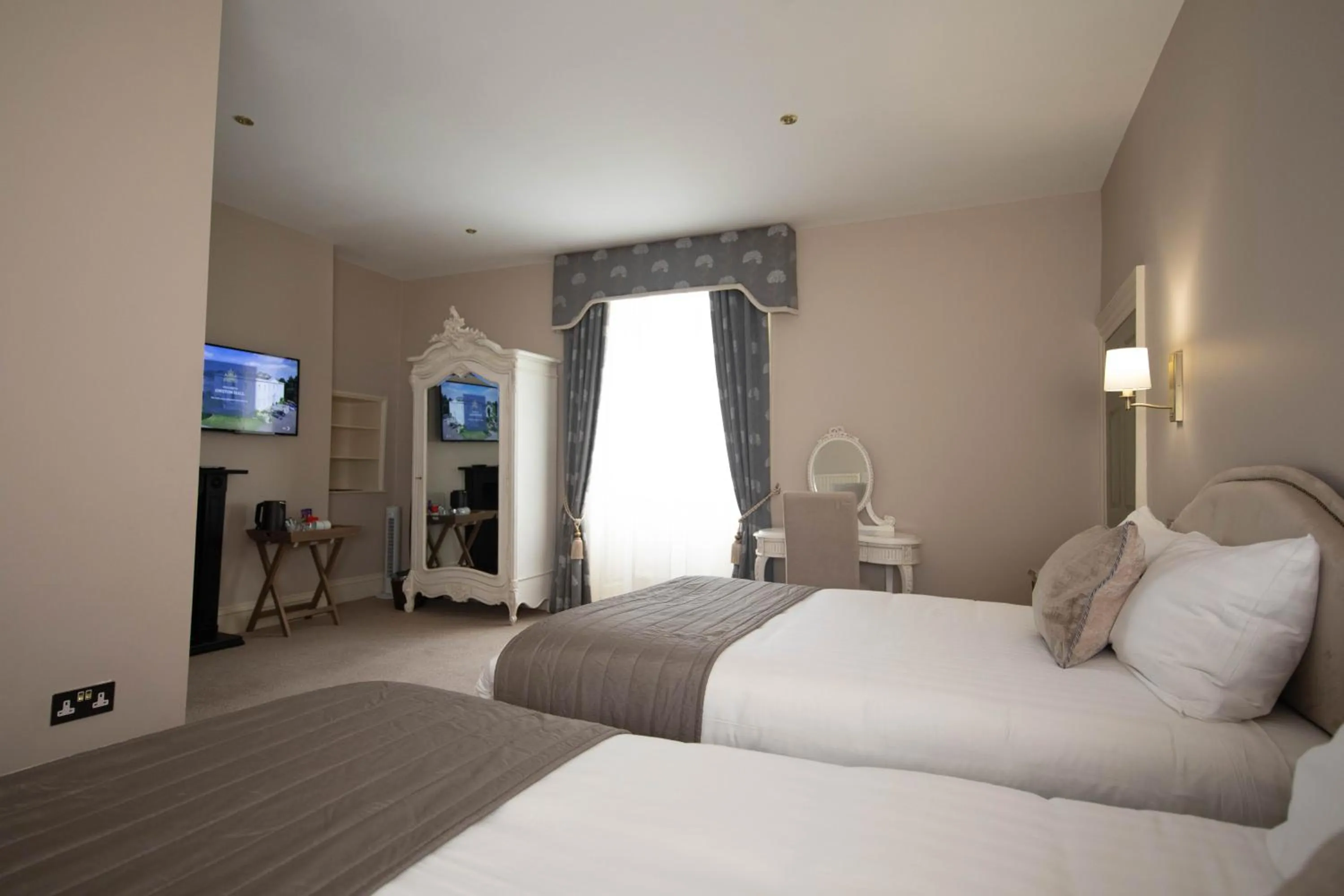 Bed in Owston Hall Hotel