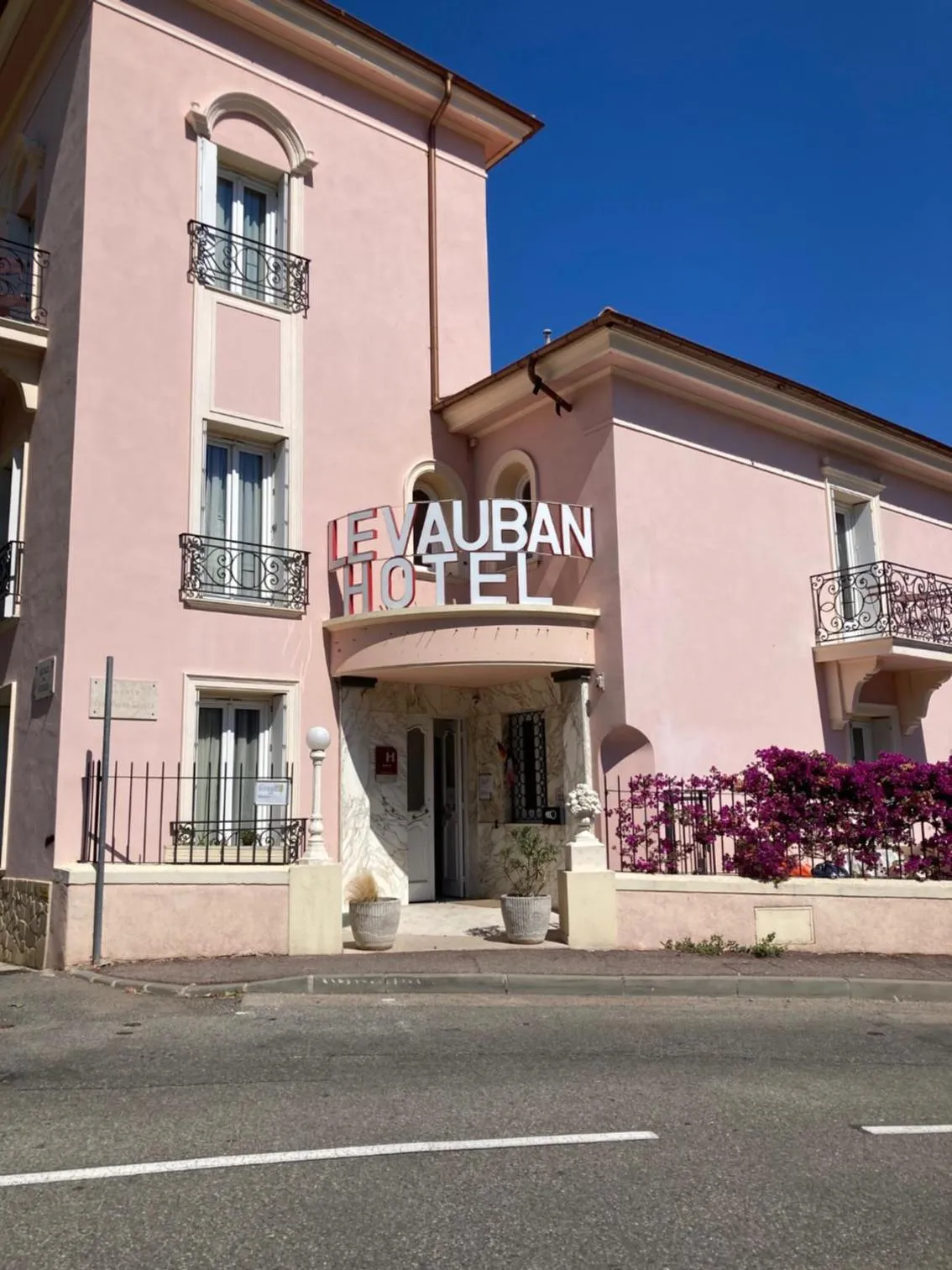 Property Building in Le Vauban