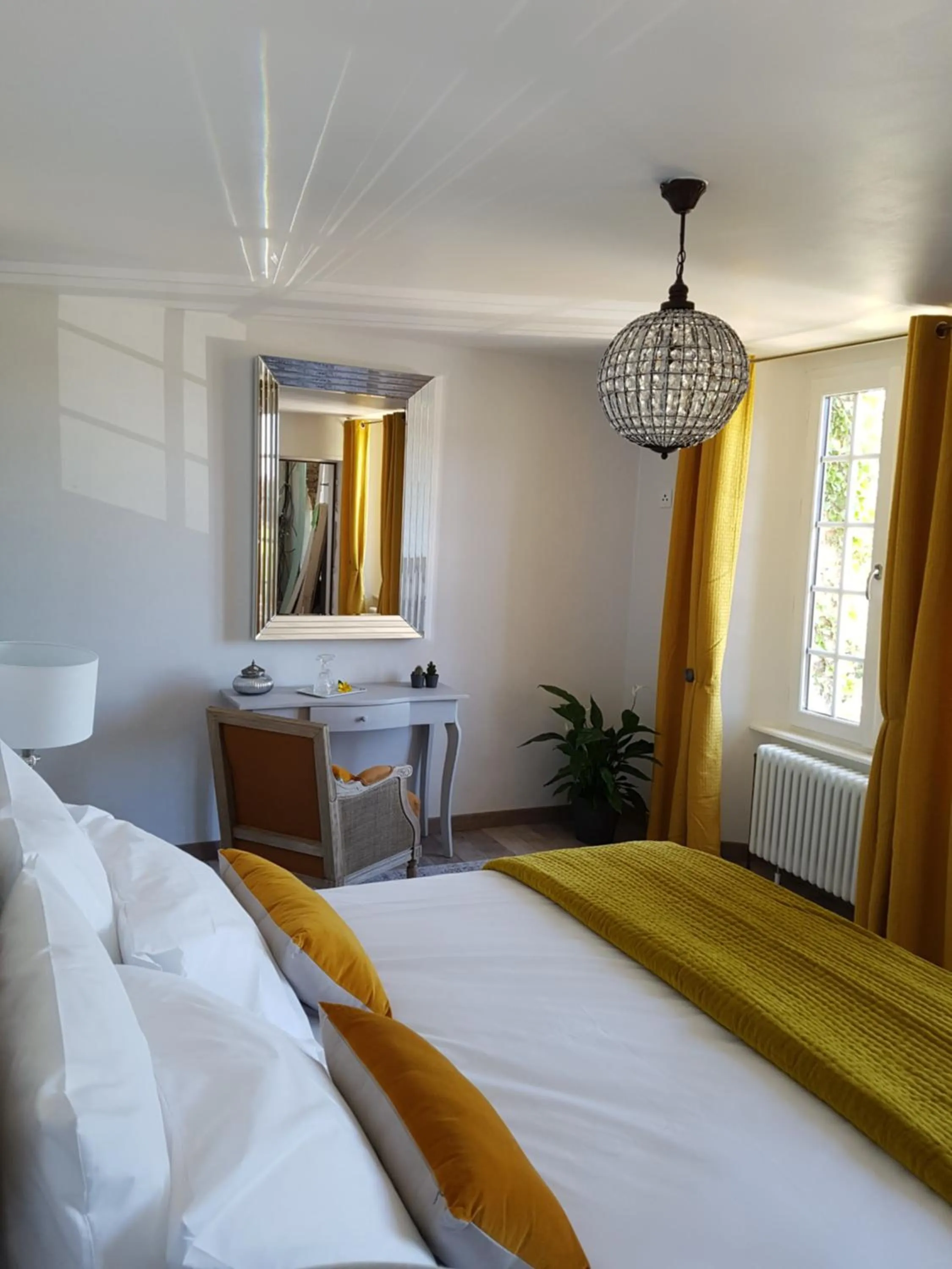 Photo of the whole room, Bed in Domaine de la Fauvriere