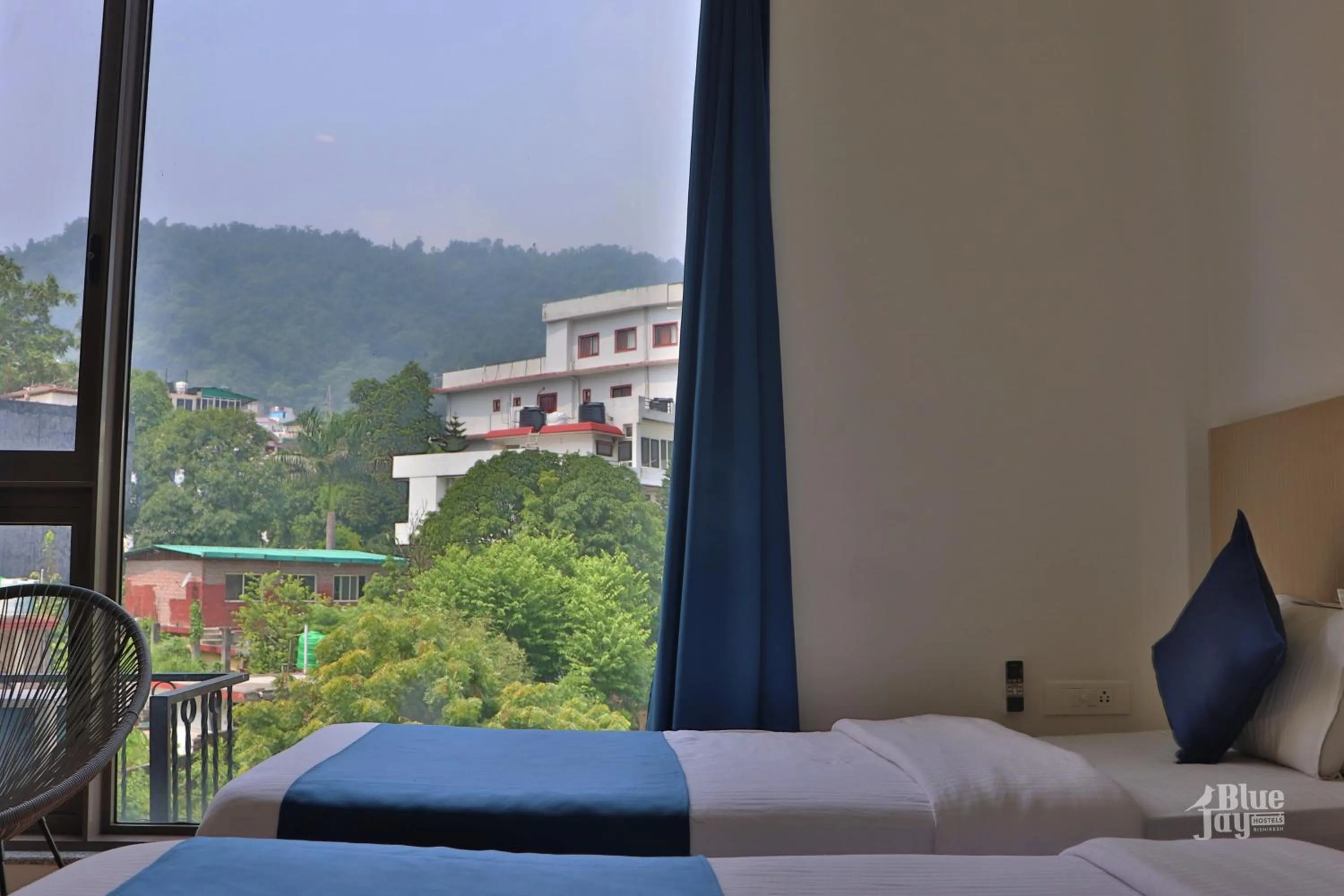 Garden view, Bed in The Blue Jay Hostel - Dorms & Rooms