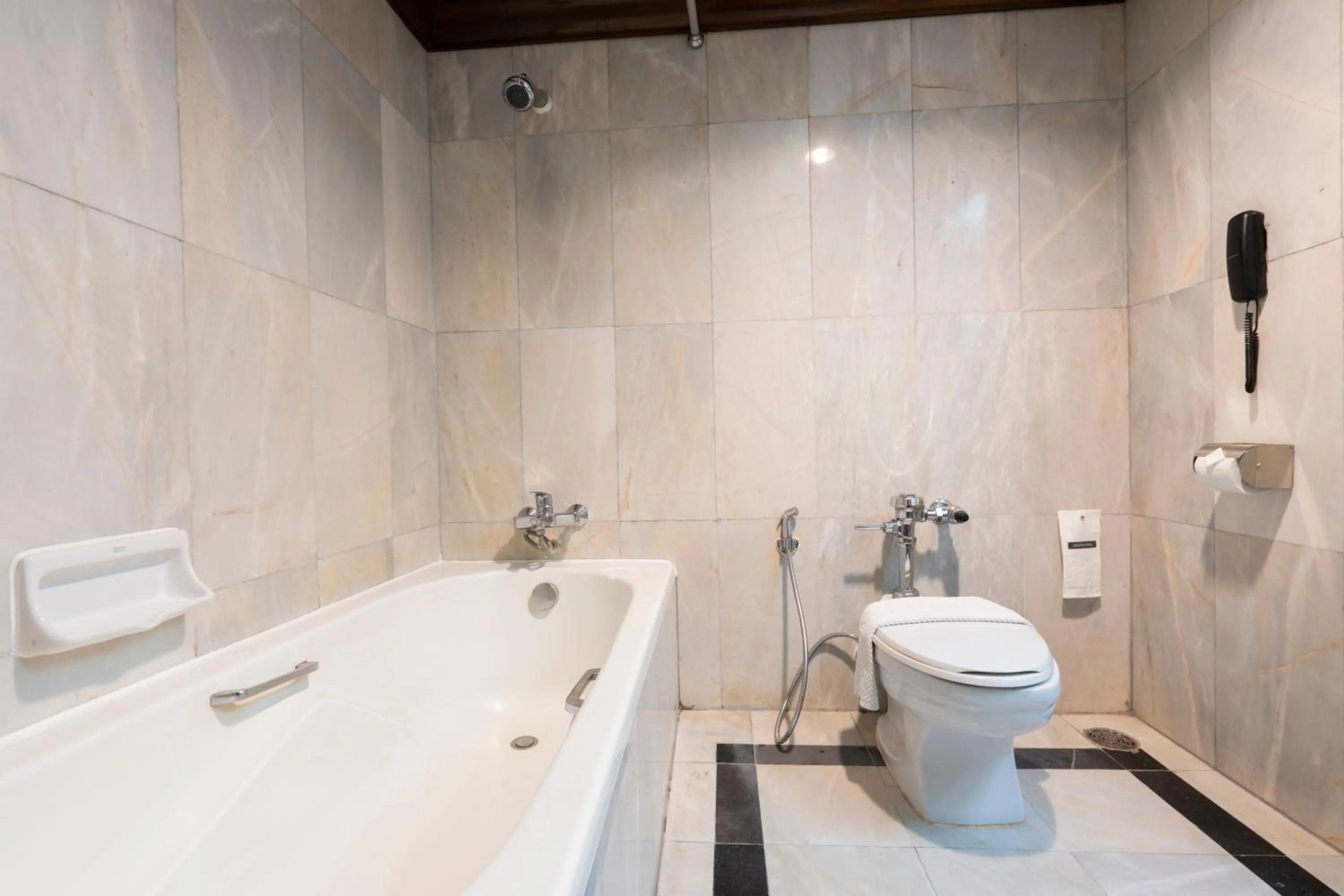 Shower in The Twin Lotus Hotel