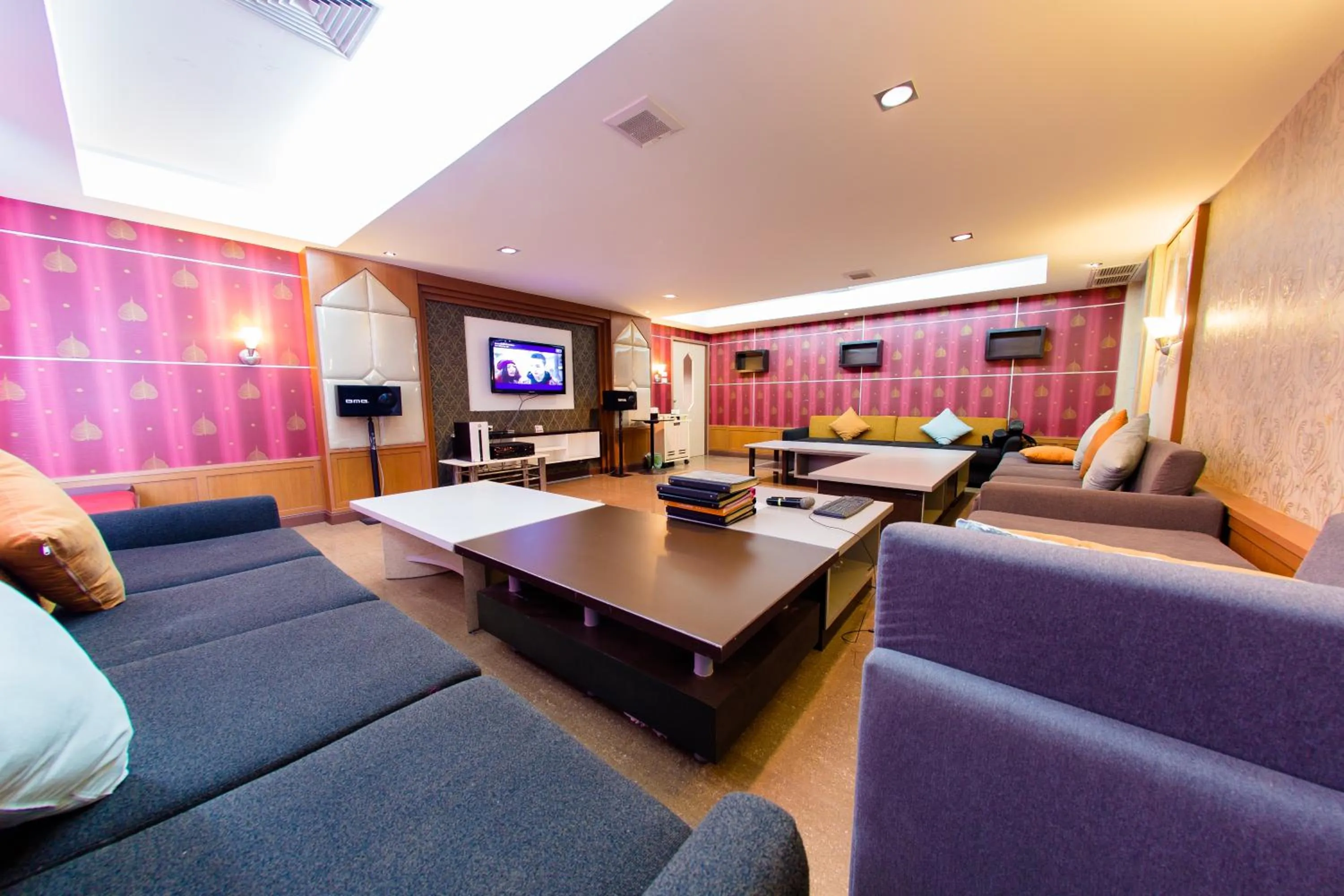 Logo/Certificate/Sign in The Twin Lotus Hotel