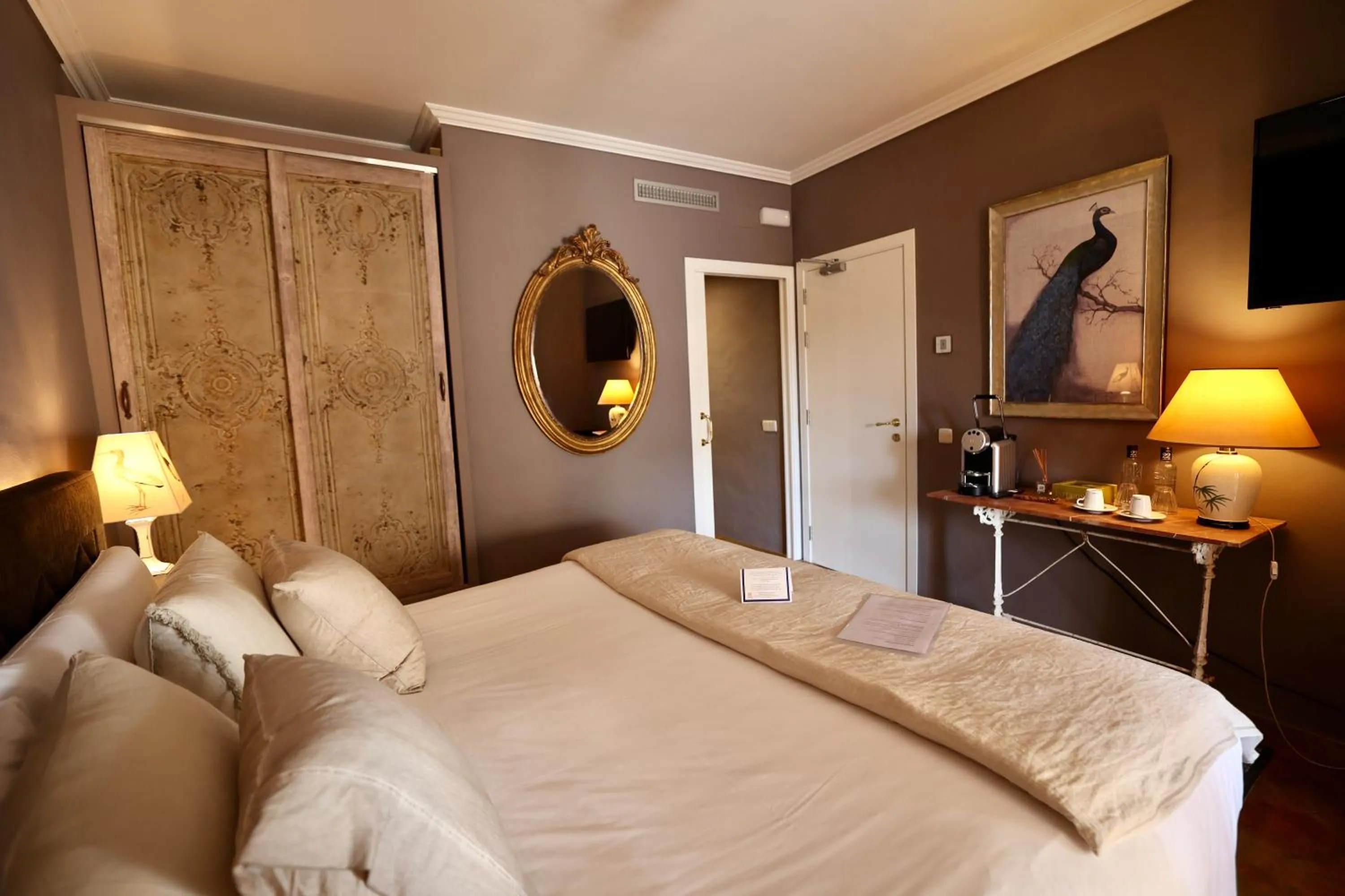 Bed in La Indiana de Begur, Petit Hotel Boutique