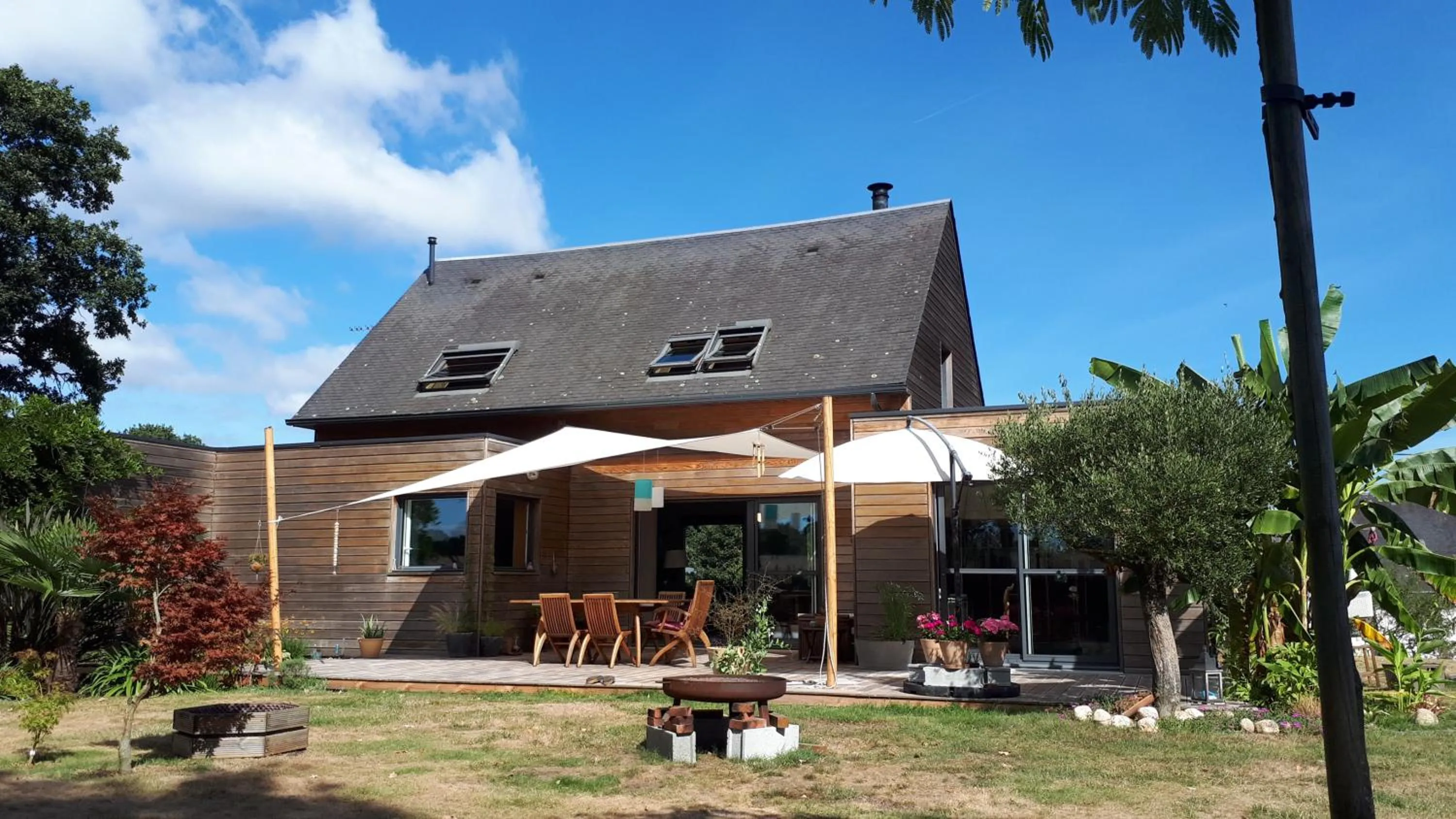 Patio in L'Oustaou du Bodo