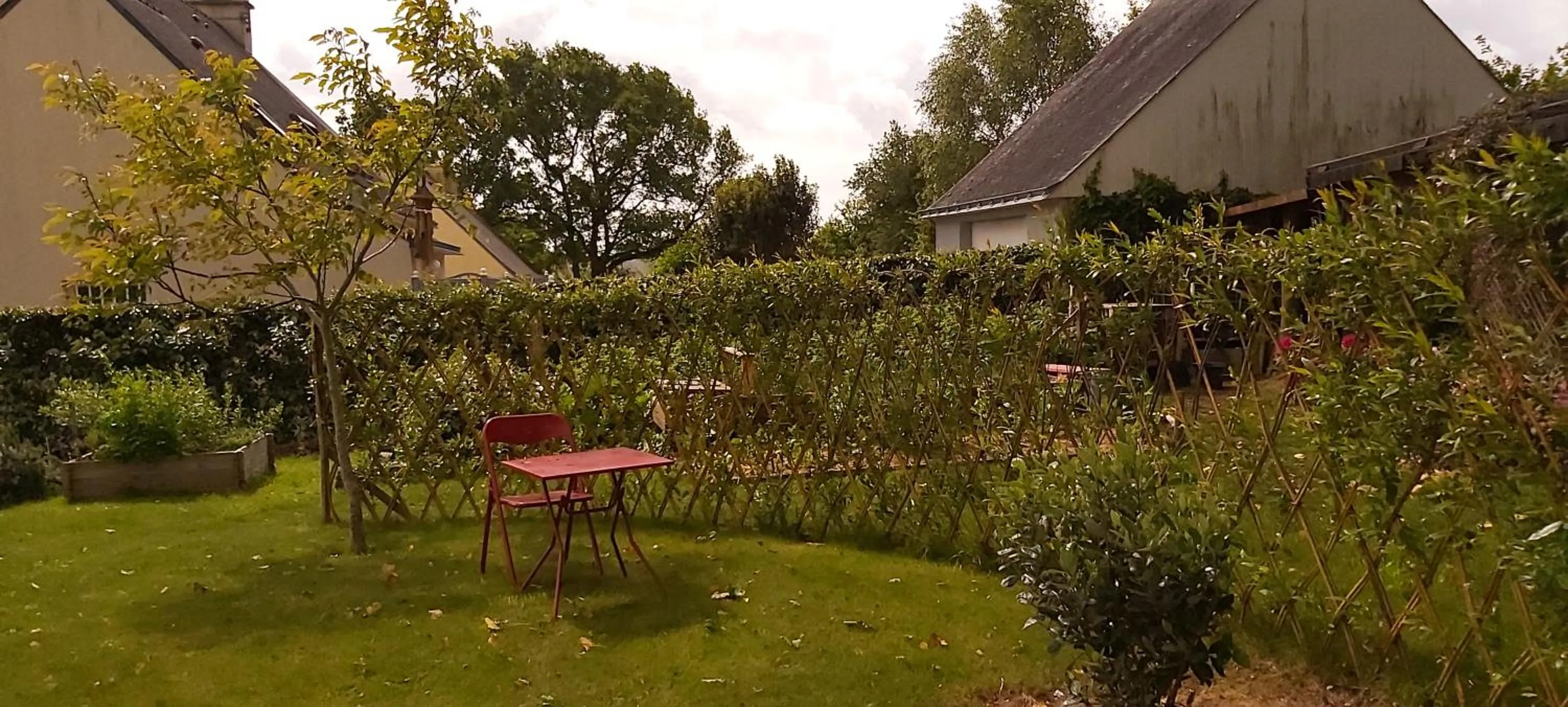 Garden in L'Oustaou du Bodo