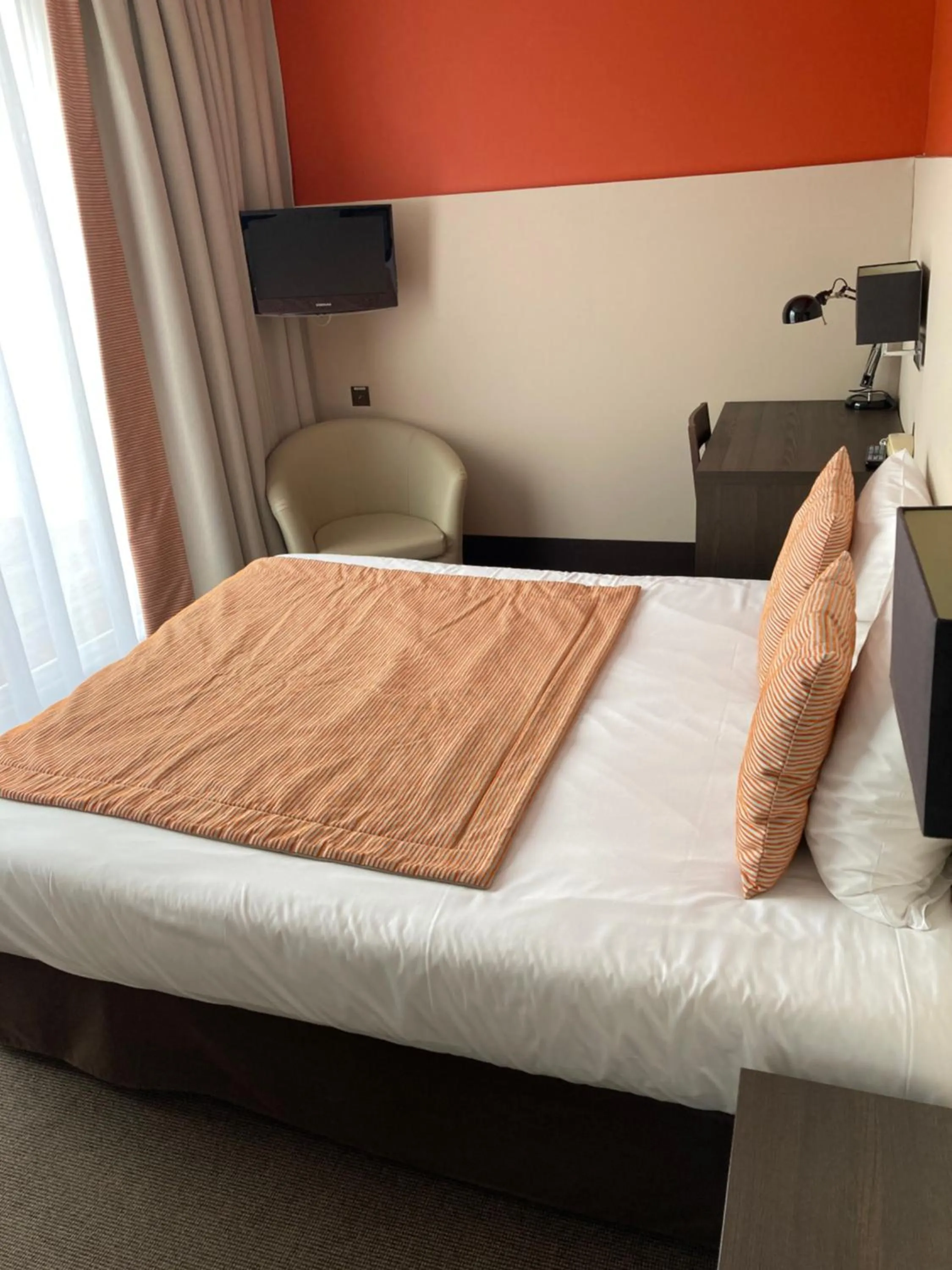 Bed in Hotel Georges