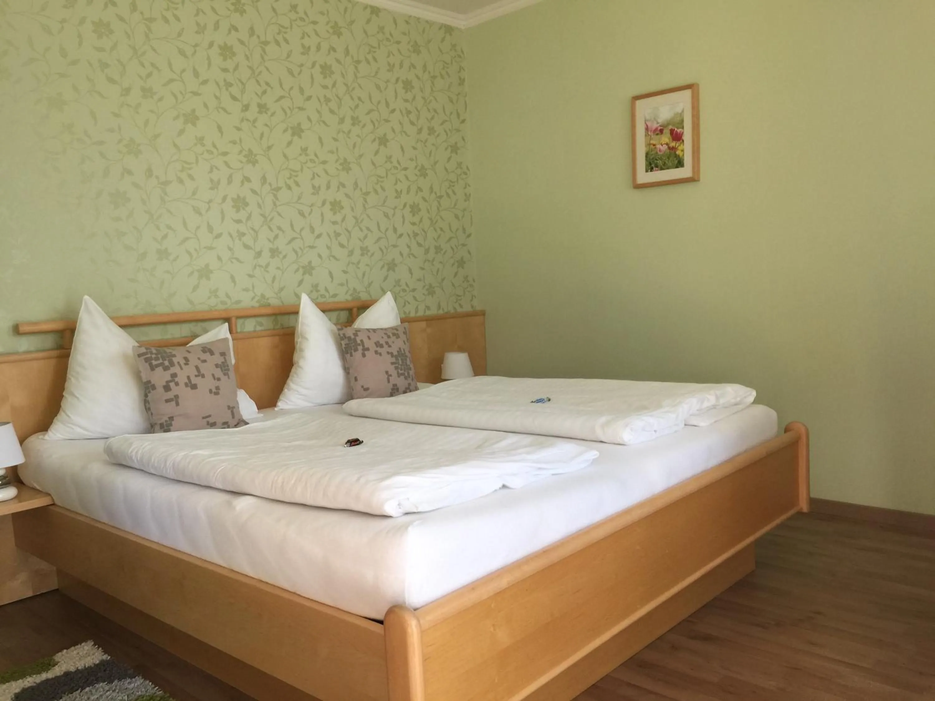 Photo of the whole room, Bed in Pension Peterhof