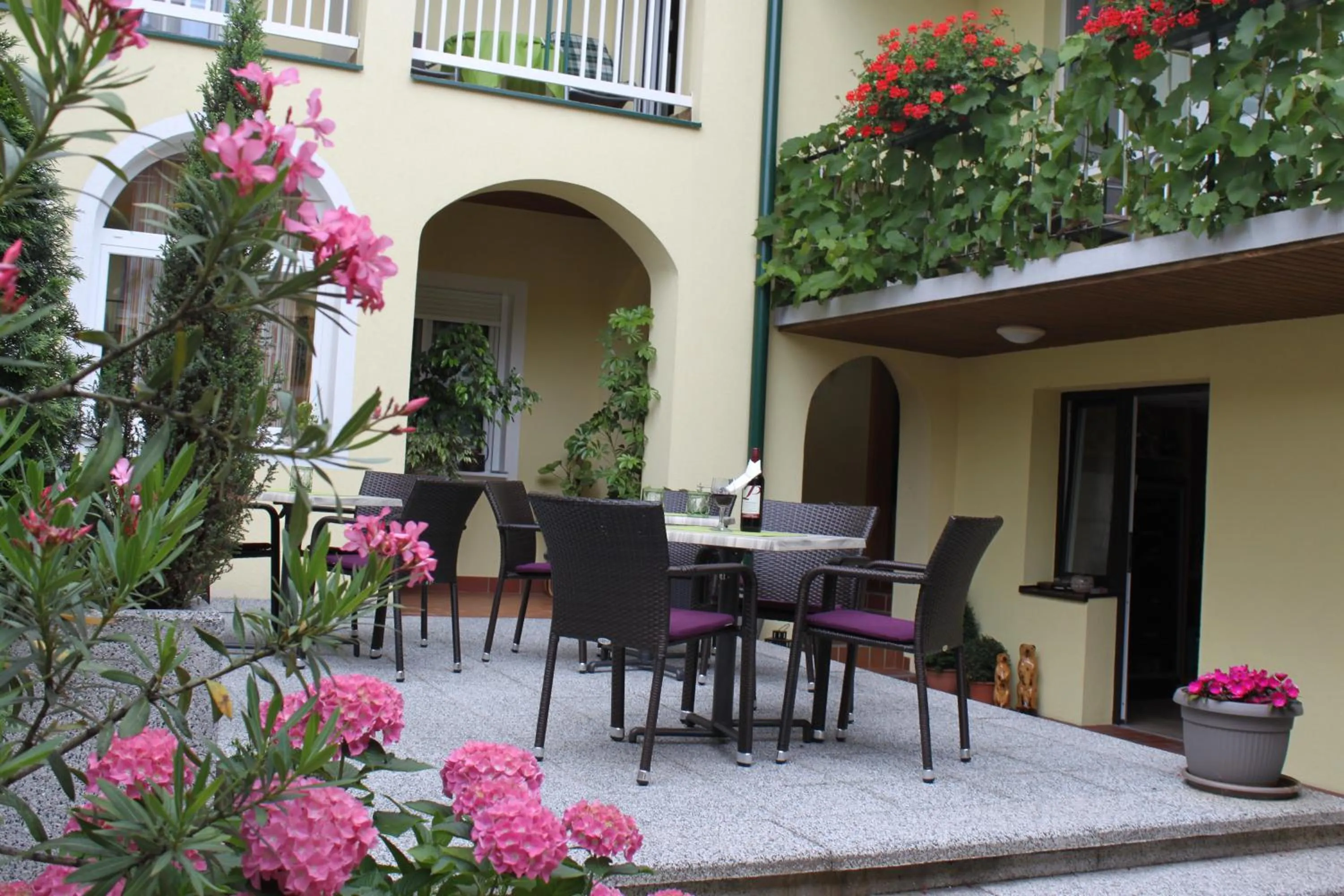 Patio in Pension Peterhof