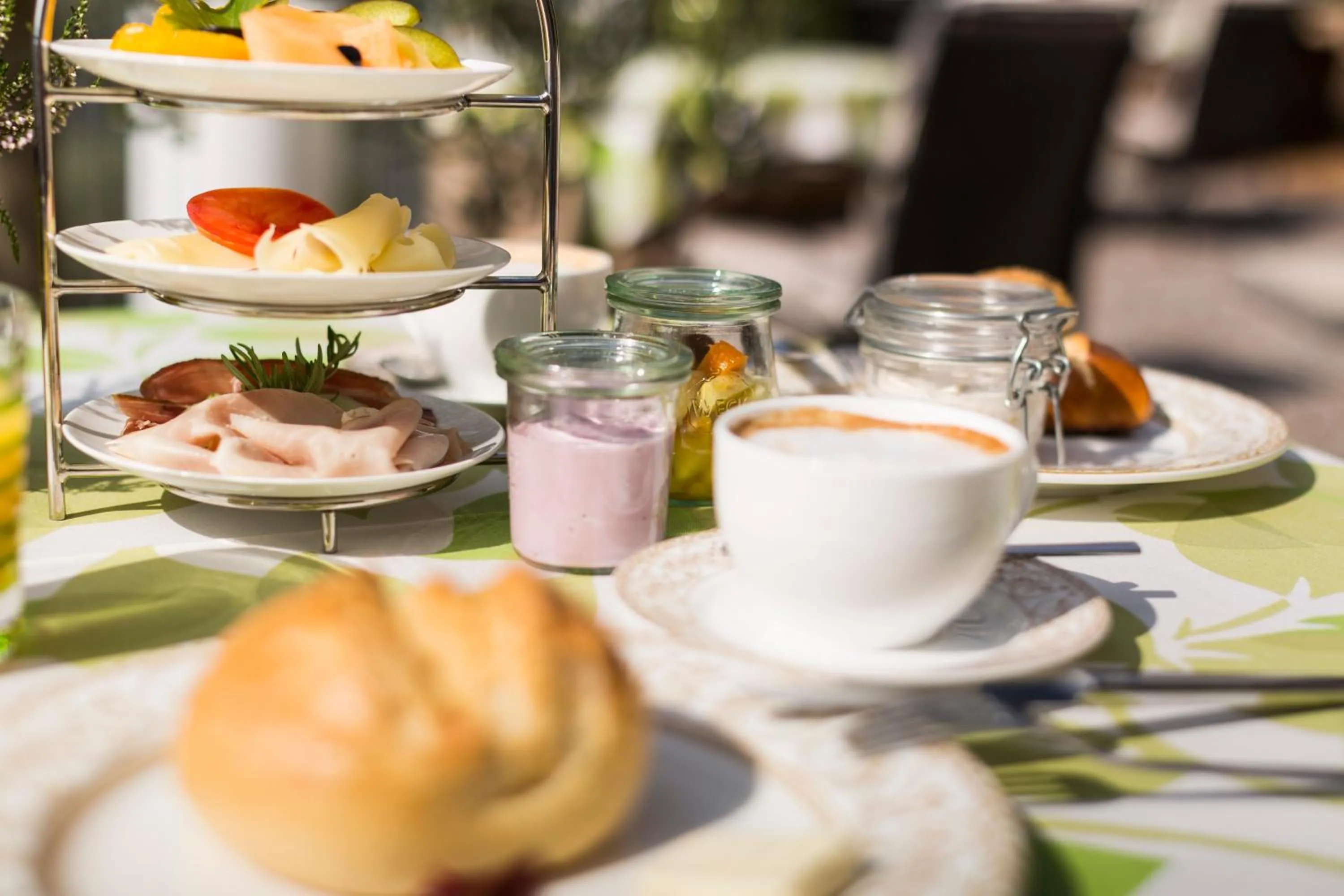 Buffet breakfast in Hotel Weingut Innerleiterhof