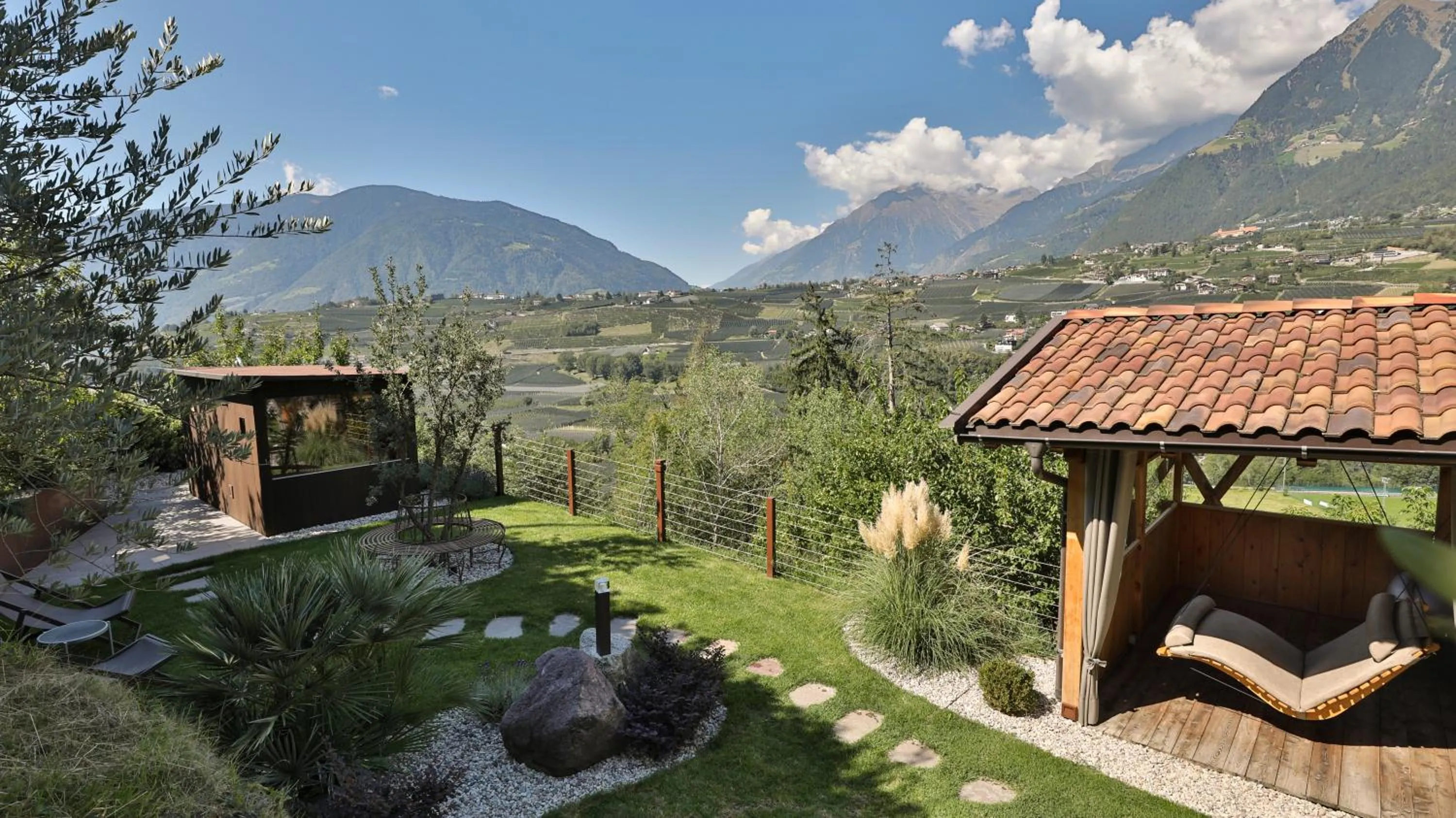 Swimming pool in Hotel Weingut Innerleiterhof