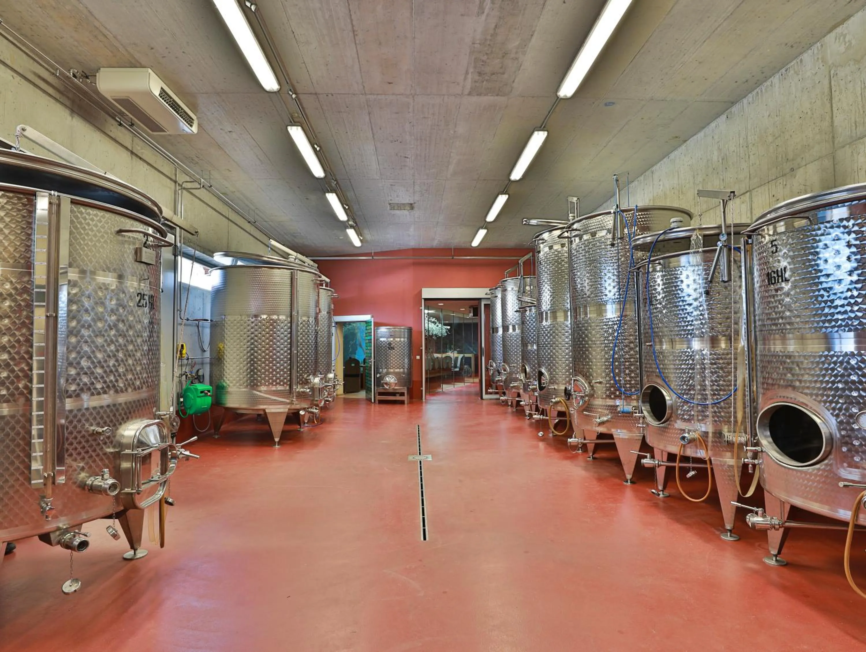 Property building in Hotel Weingut Innerleiterhof