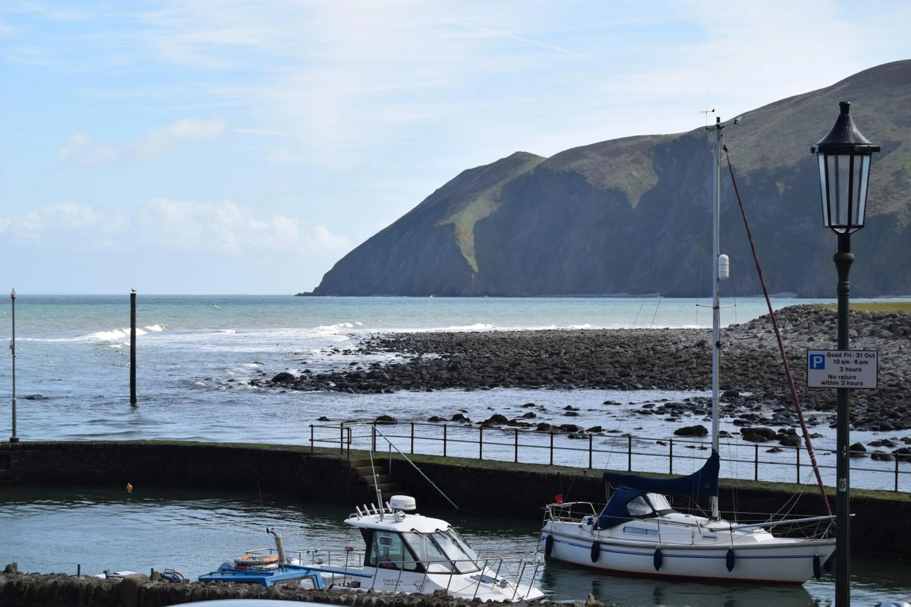 Coffee/tea facilities in Rock House Hotel