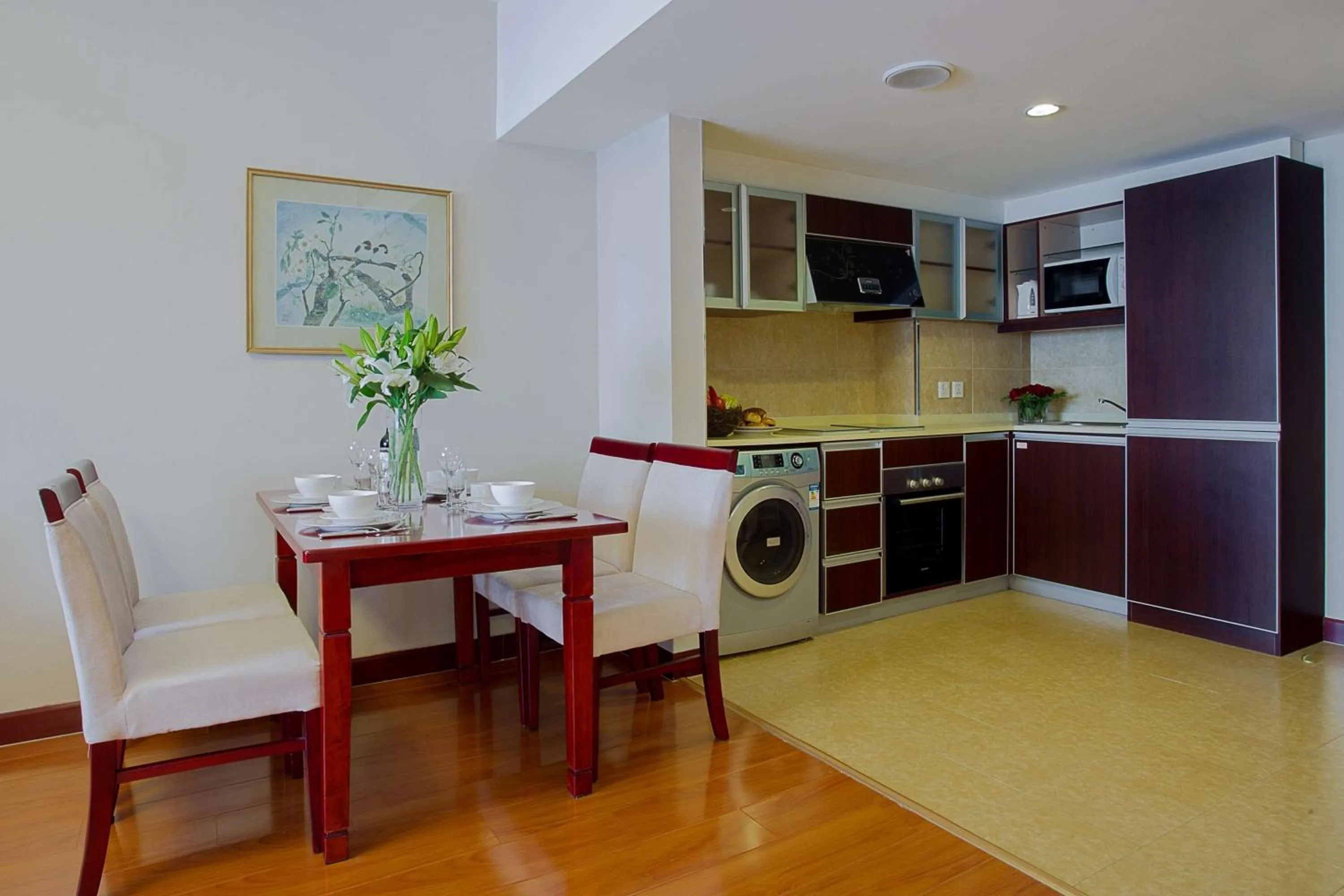 Photo of the whole room in JEN Shenyang by Shangri-La