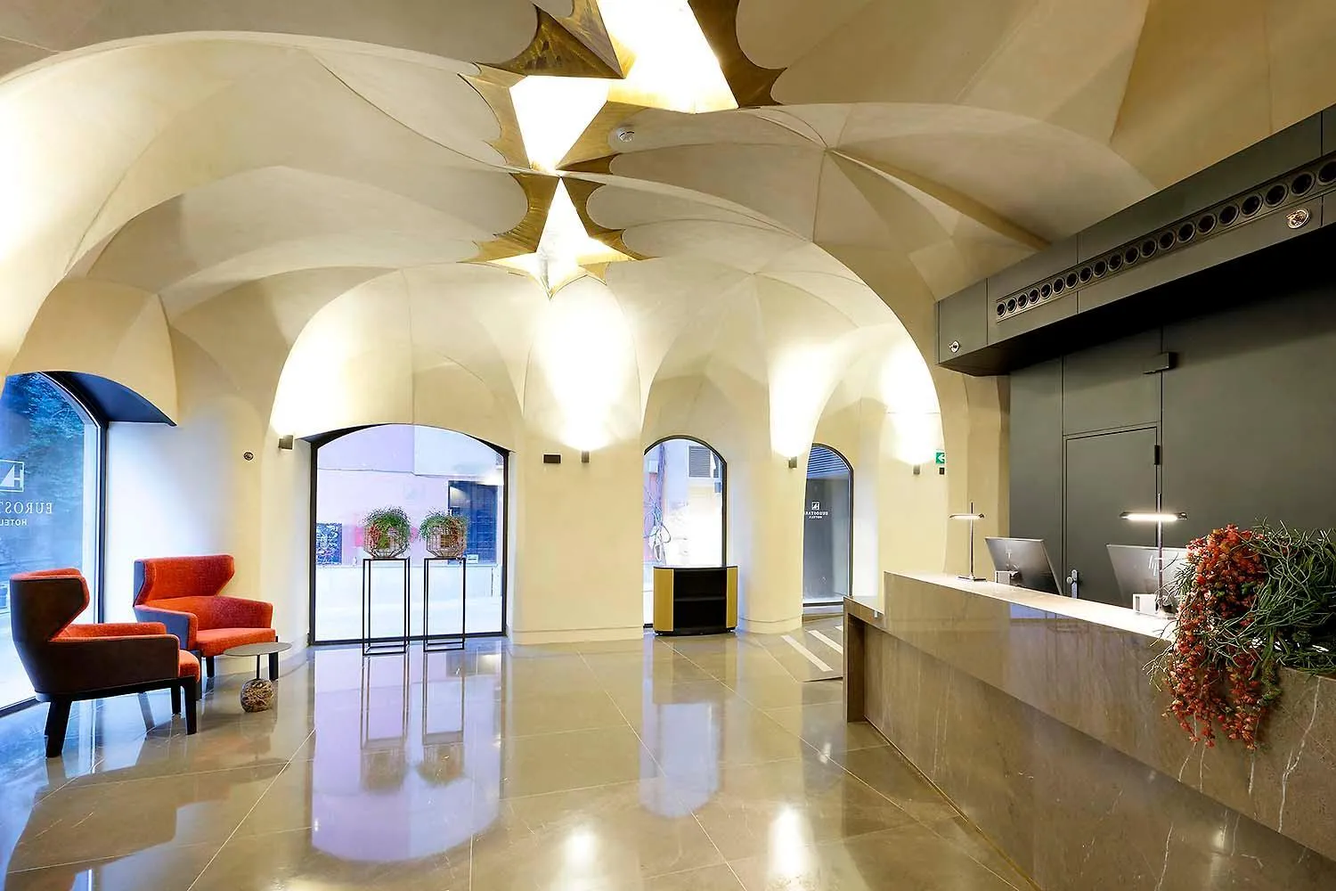 Lobby or reception in Áurea Catedral by Eurostars Hotel Company