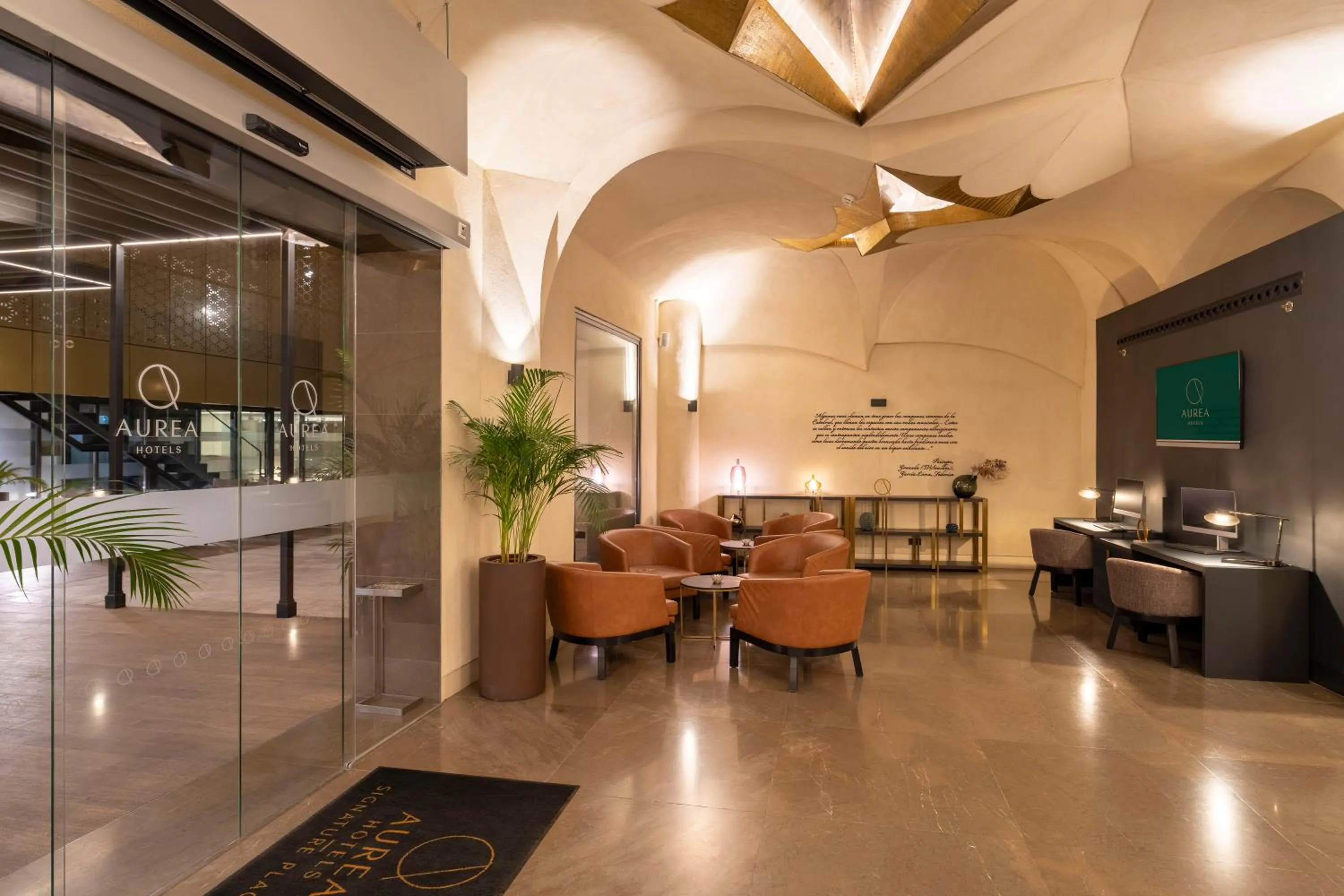 Seating area in Áurea Catedral by Eurostars Hotel Company