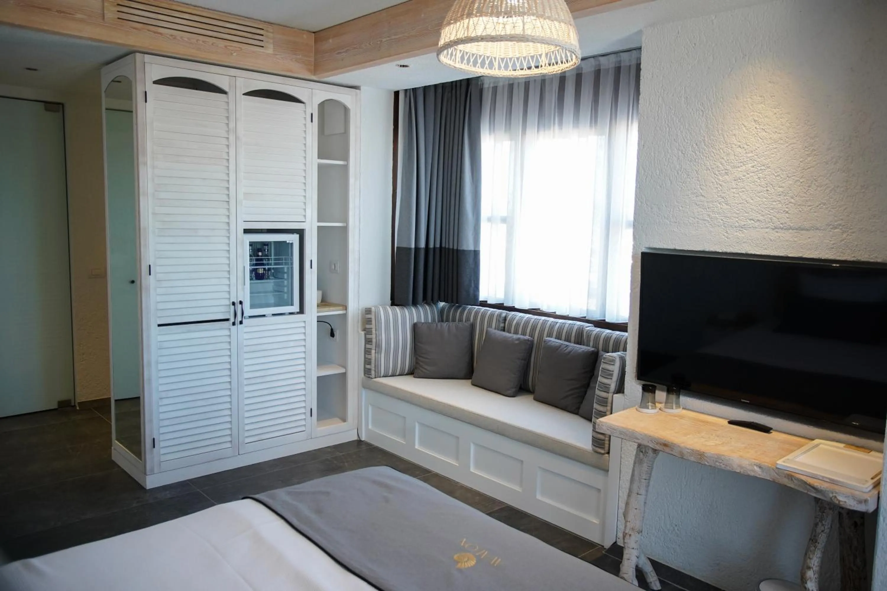 Avalon Boutique Hotel & Suites