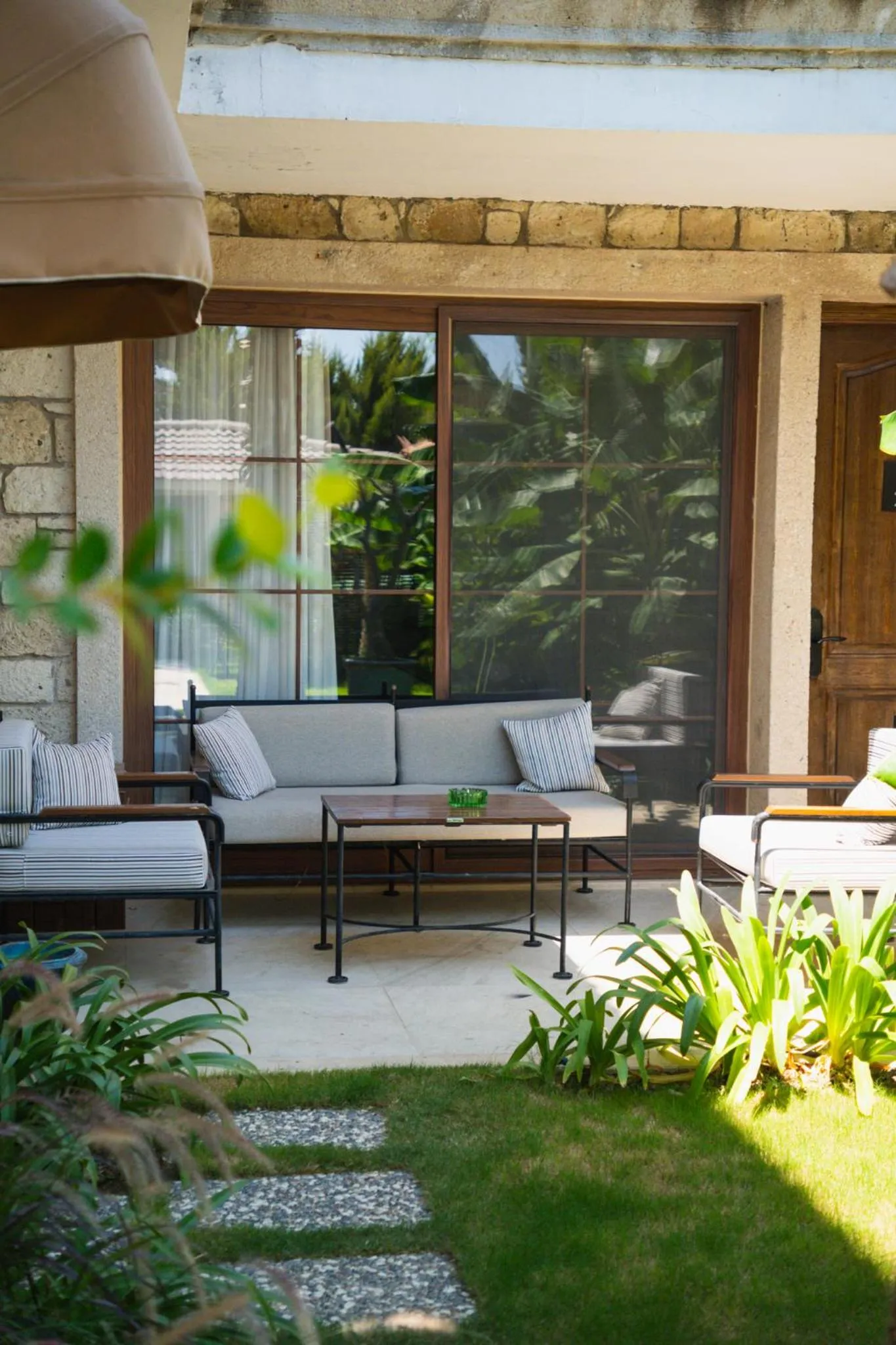 Avalon Boutique Hotel & Suites