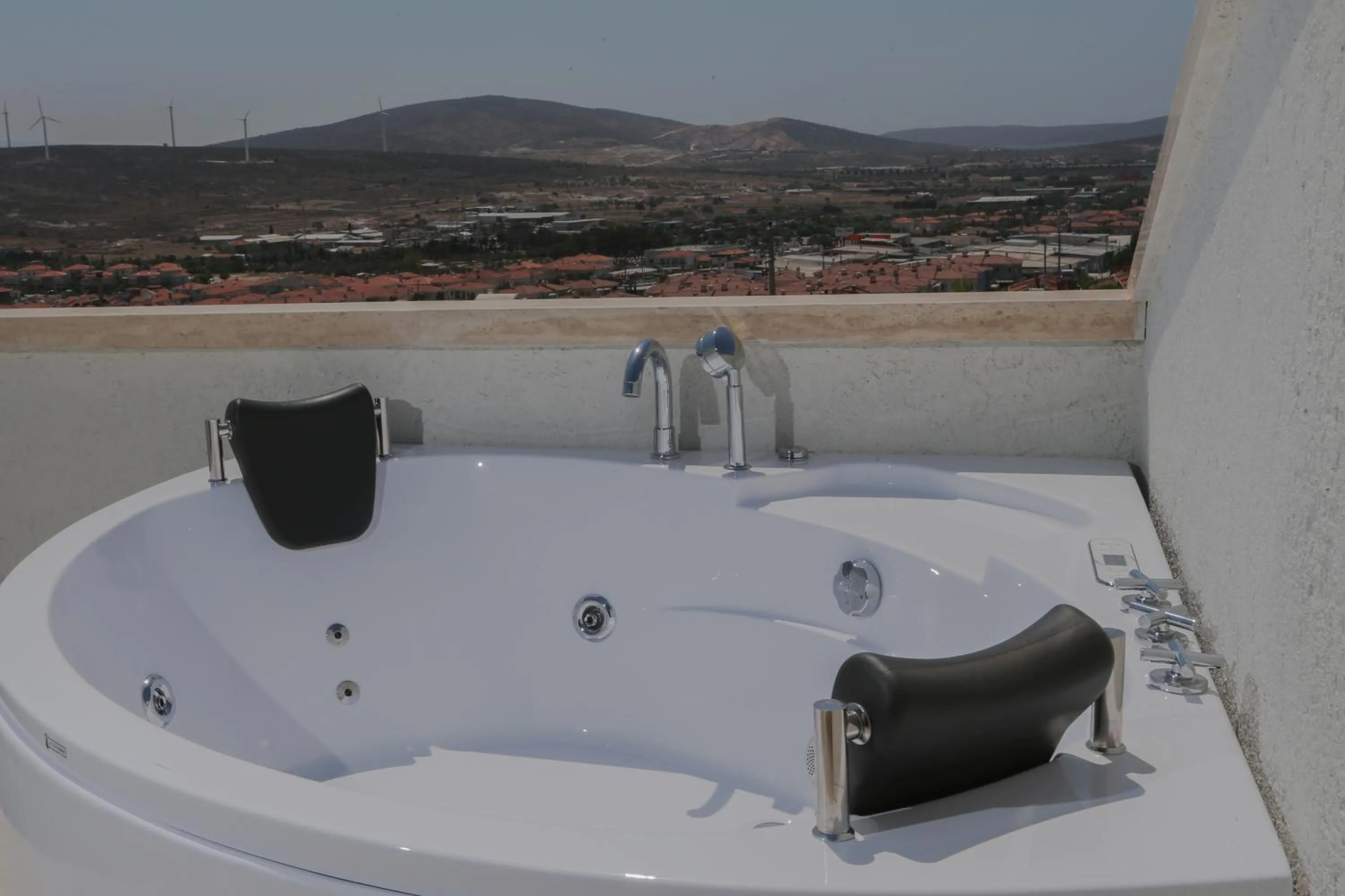 Avalon Boutique Hotel & Suites