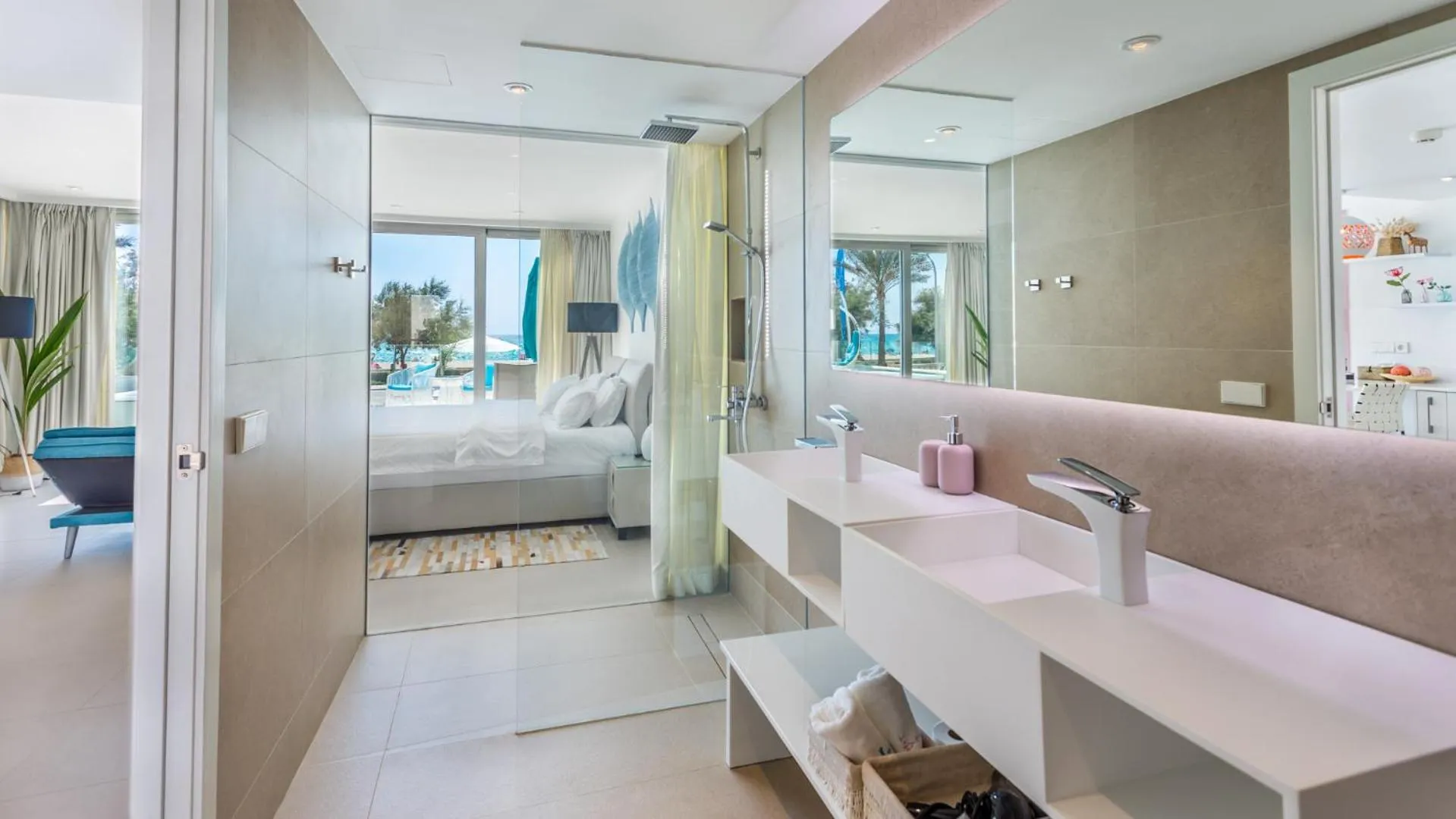 Bathroom, Bed in The Hype Beachhouse