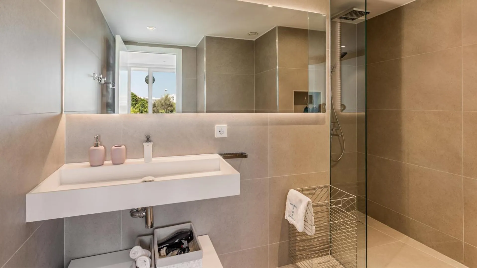 Shower in The Hype Beachhouse