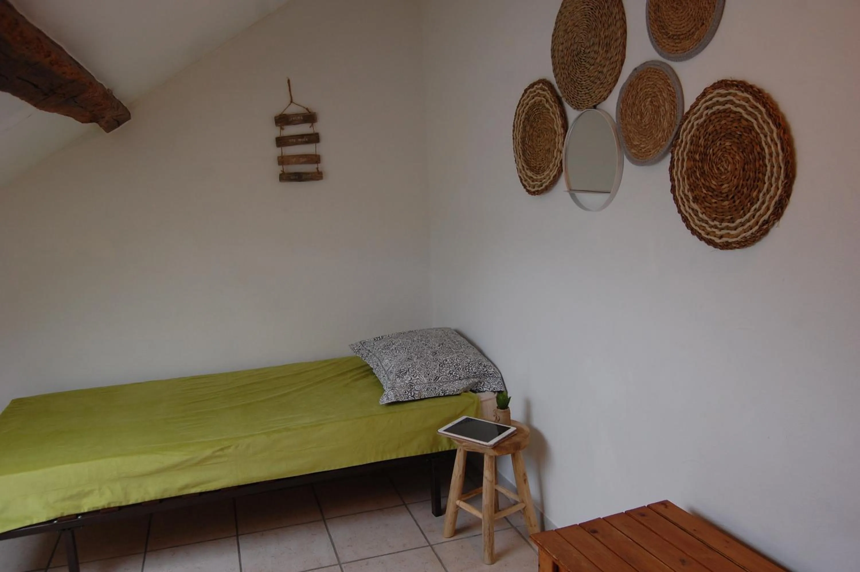 Photo of the whole room in Appartement Fleurs des champs - Esc'Appart