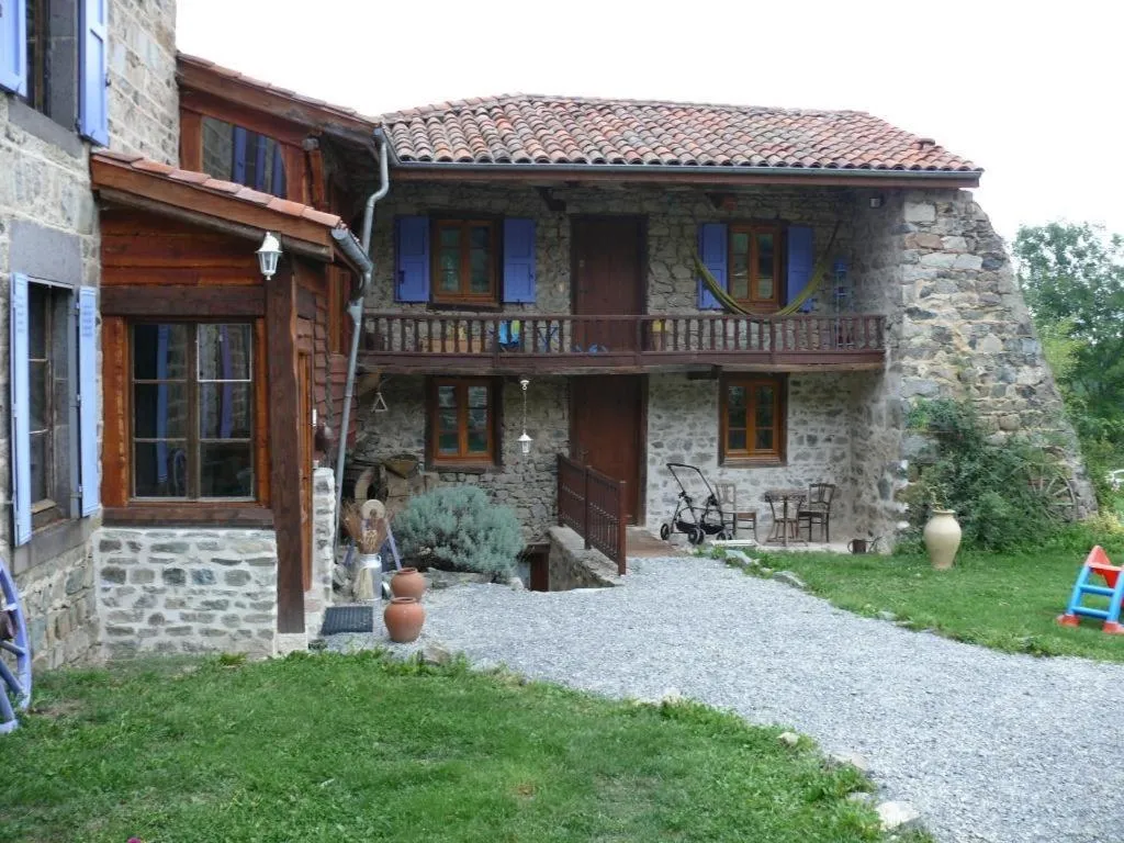 Facade/entrance in Chambres et Table d'hôtes Il Fut Un Temps...