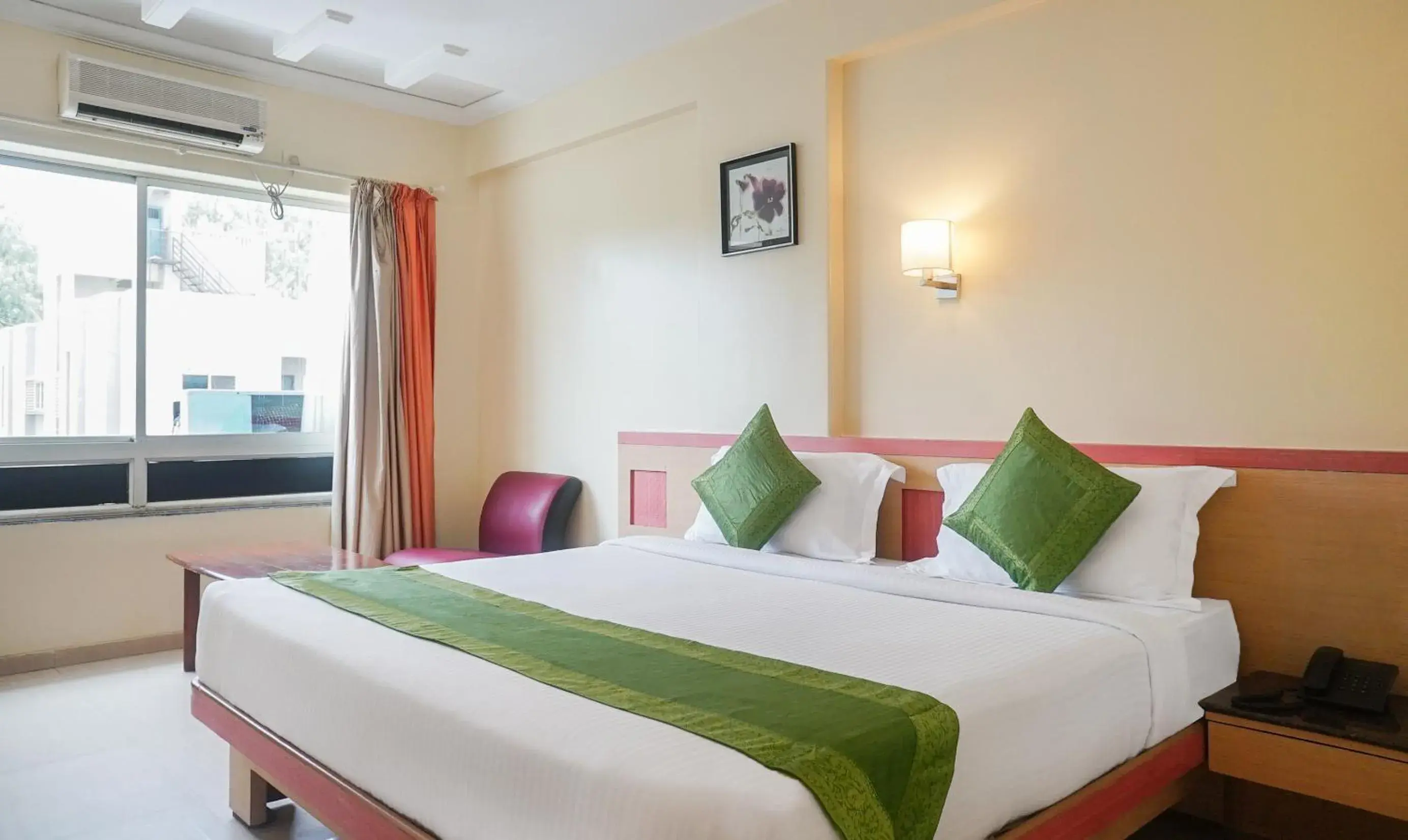 Standard Double Room in Treebo Brahma Regency Standard Double Room in Treebo Brahma Regency