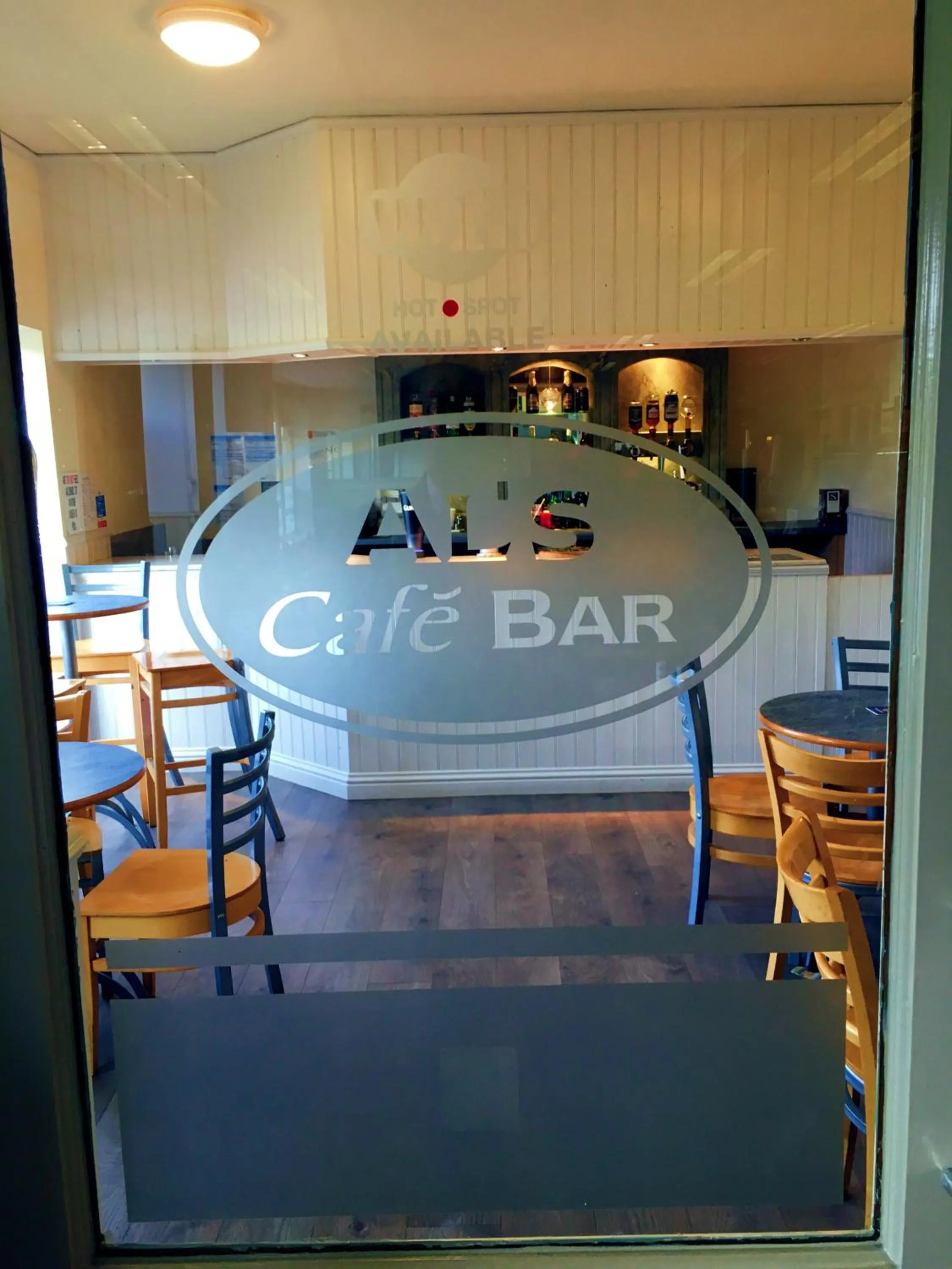 Lounge or bar in Redbeck Motel