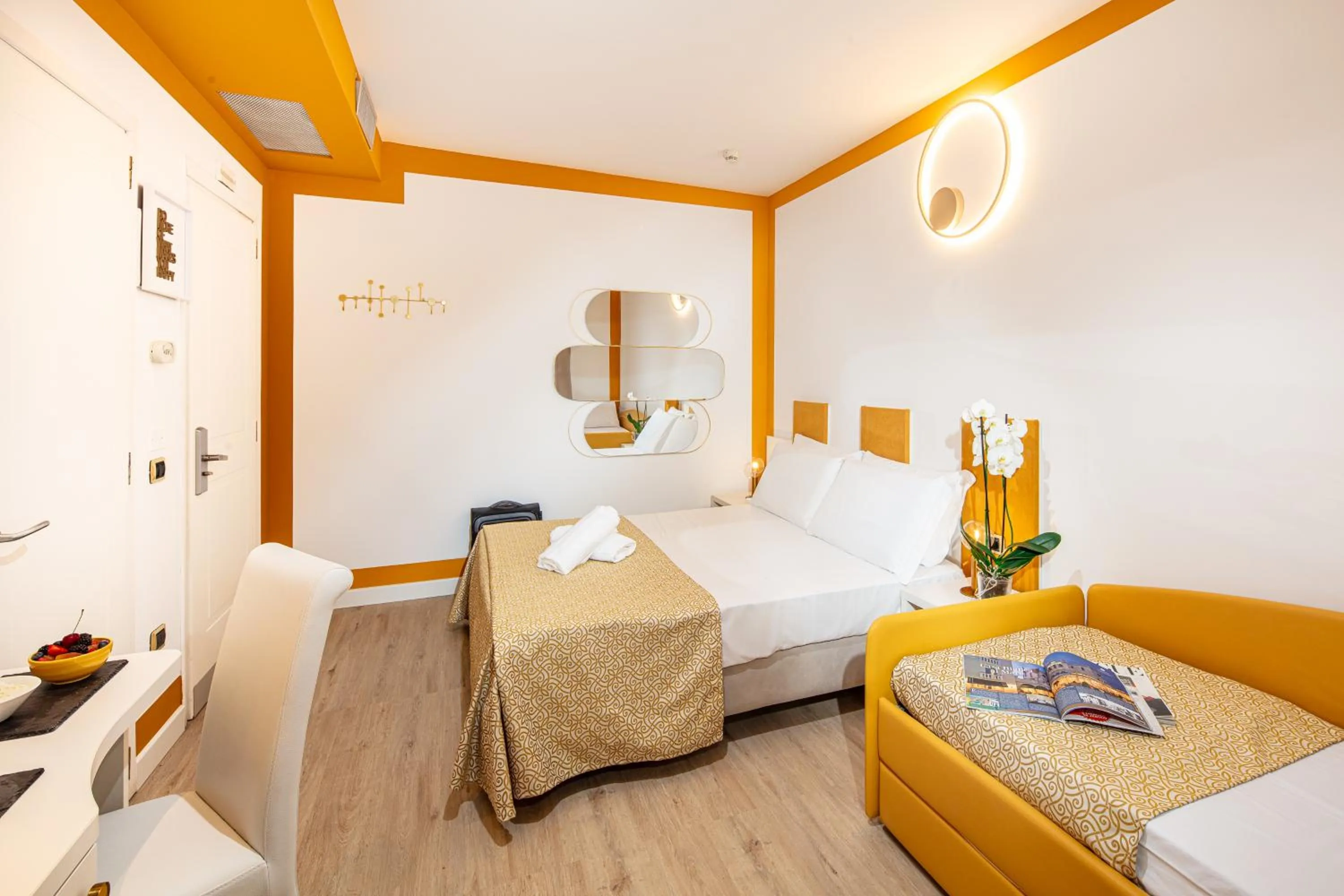 Bedroom, Bed in Hotel Karinzia