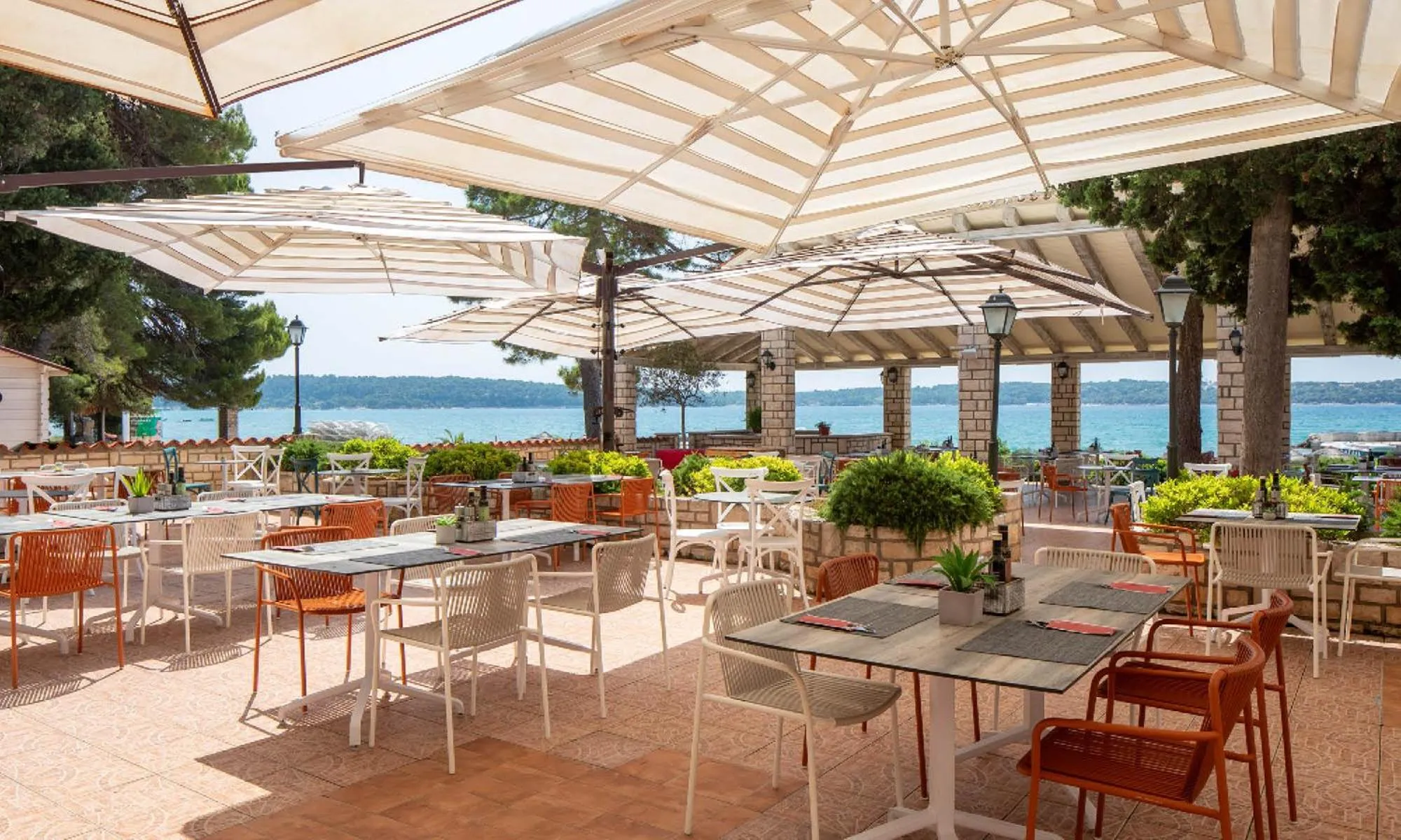 Restaurant/places to eat in Aminess Sirena - Holiday homes Premium Village