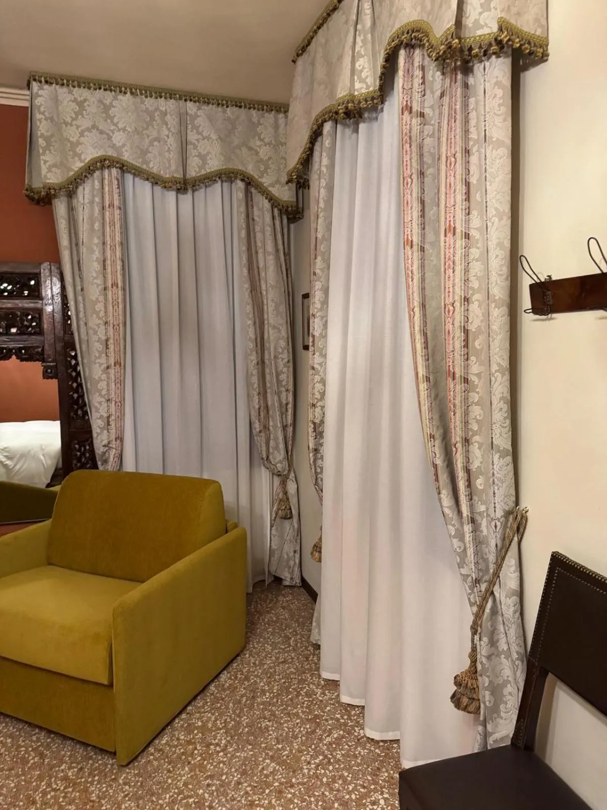 Decorative detail, Bed in Hotel Guerrato