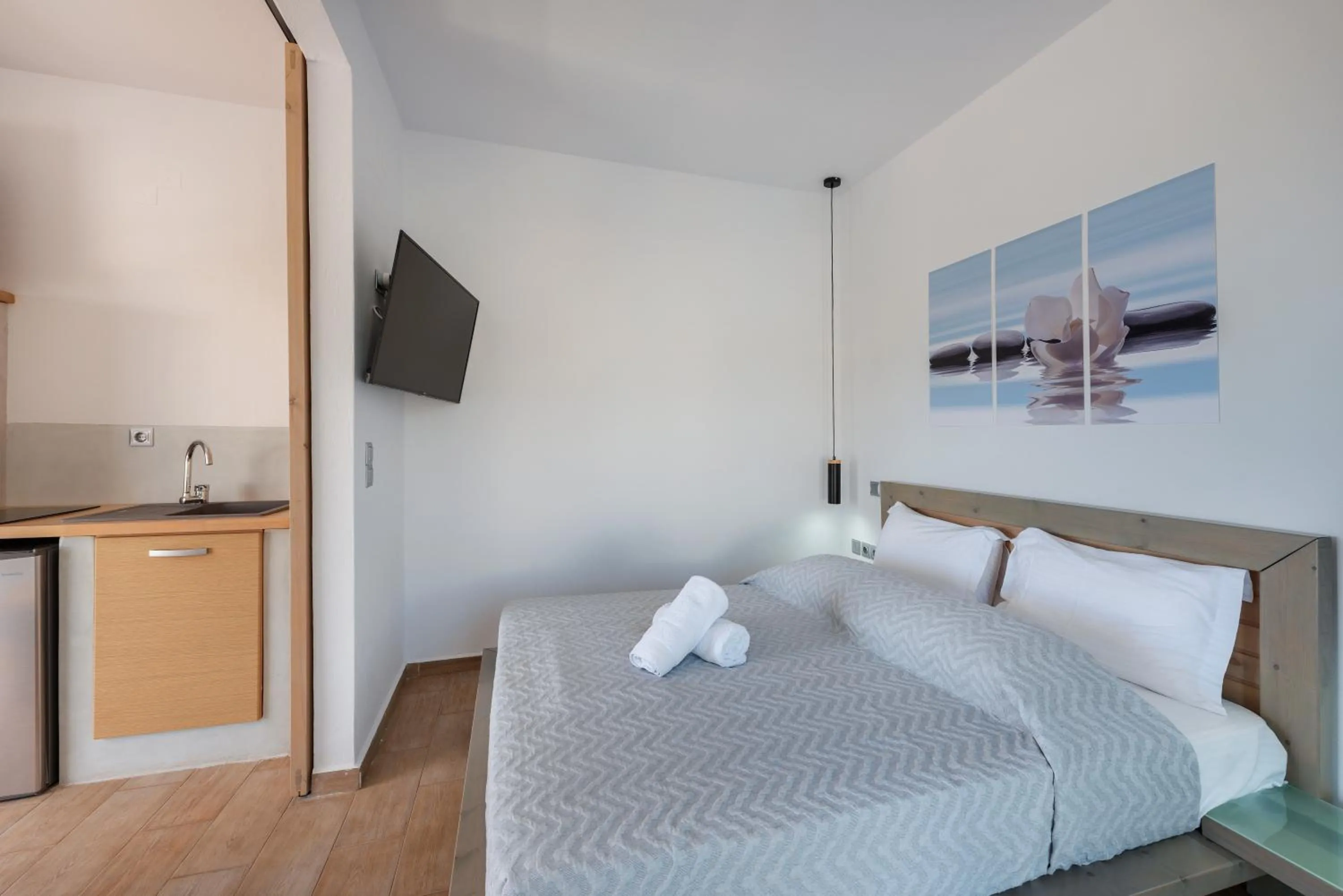 Photo of the whole room, Bed in Aegean Paradiso Vacation Club - "Adults Only"