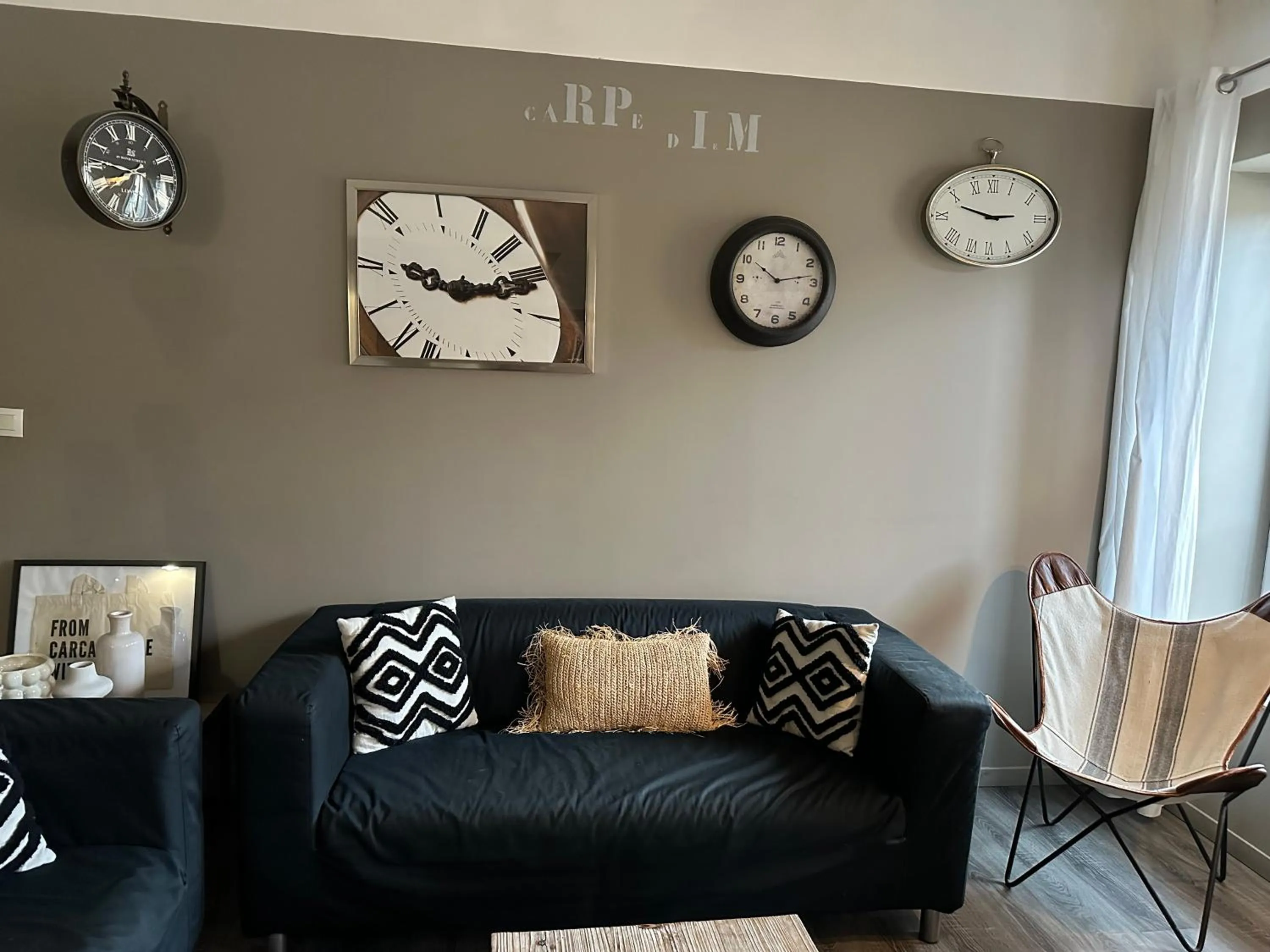 Decorative detail in La Maison Vieille Maison d'Hôtes & Gîtes