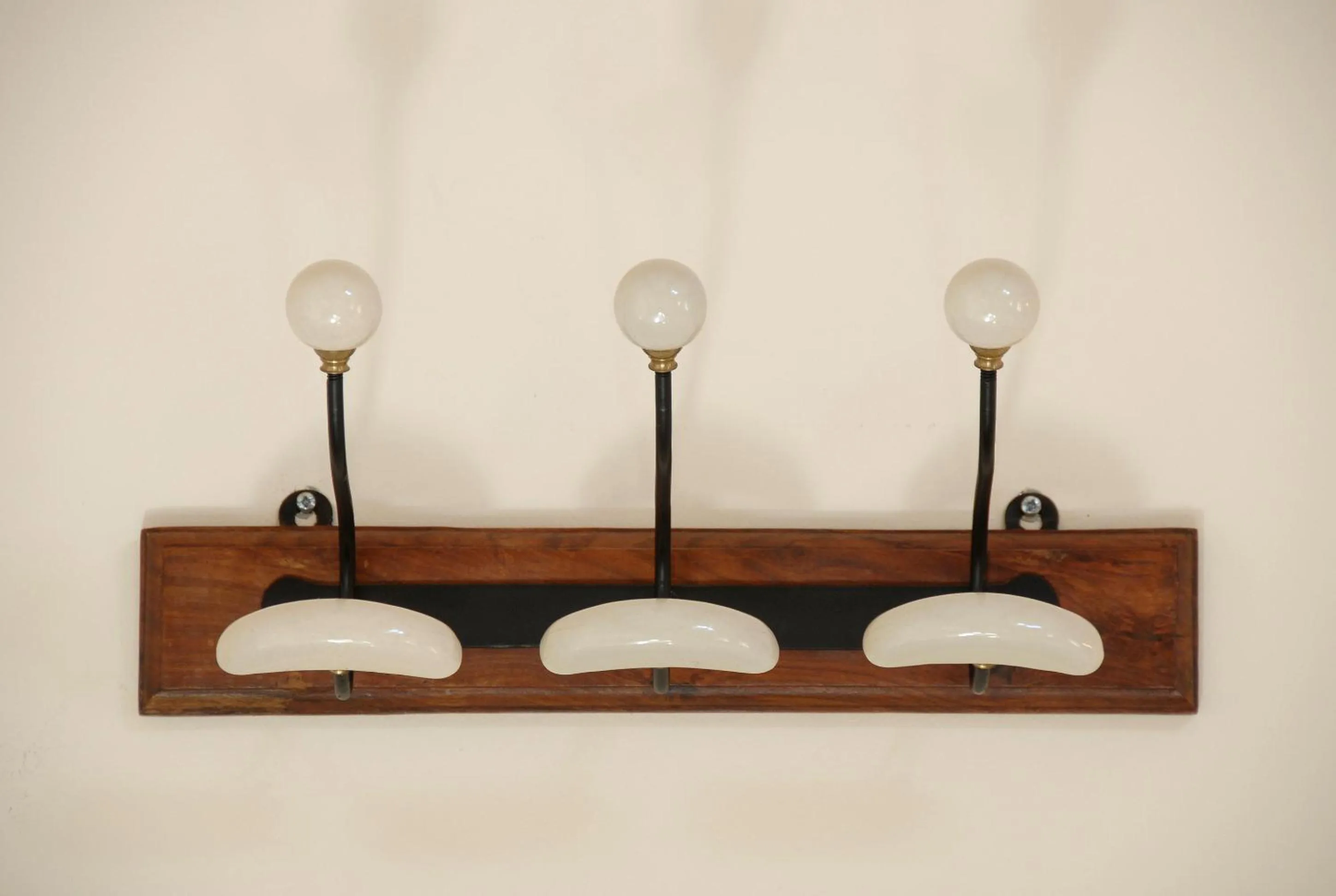 Decorative detail in La Maison Vieille Maison d'Hôtes & Gîtes