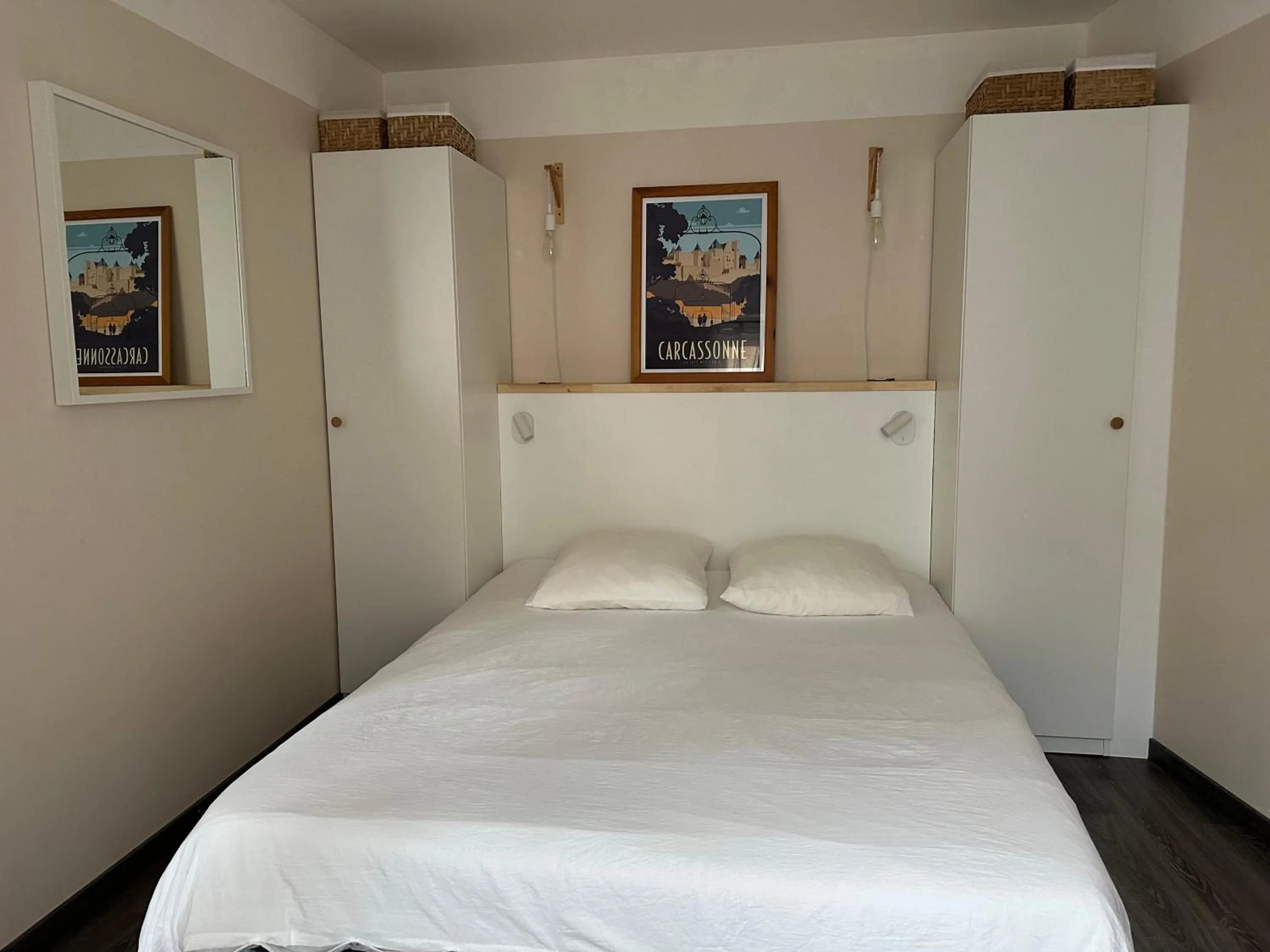 Bedroom, Bed in La Maison Vieille Maison d'Hôtes & Gîtes