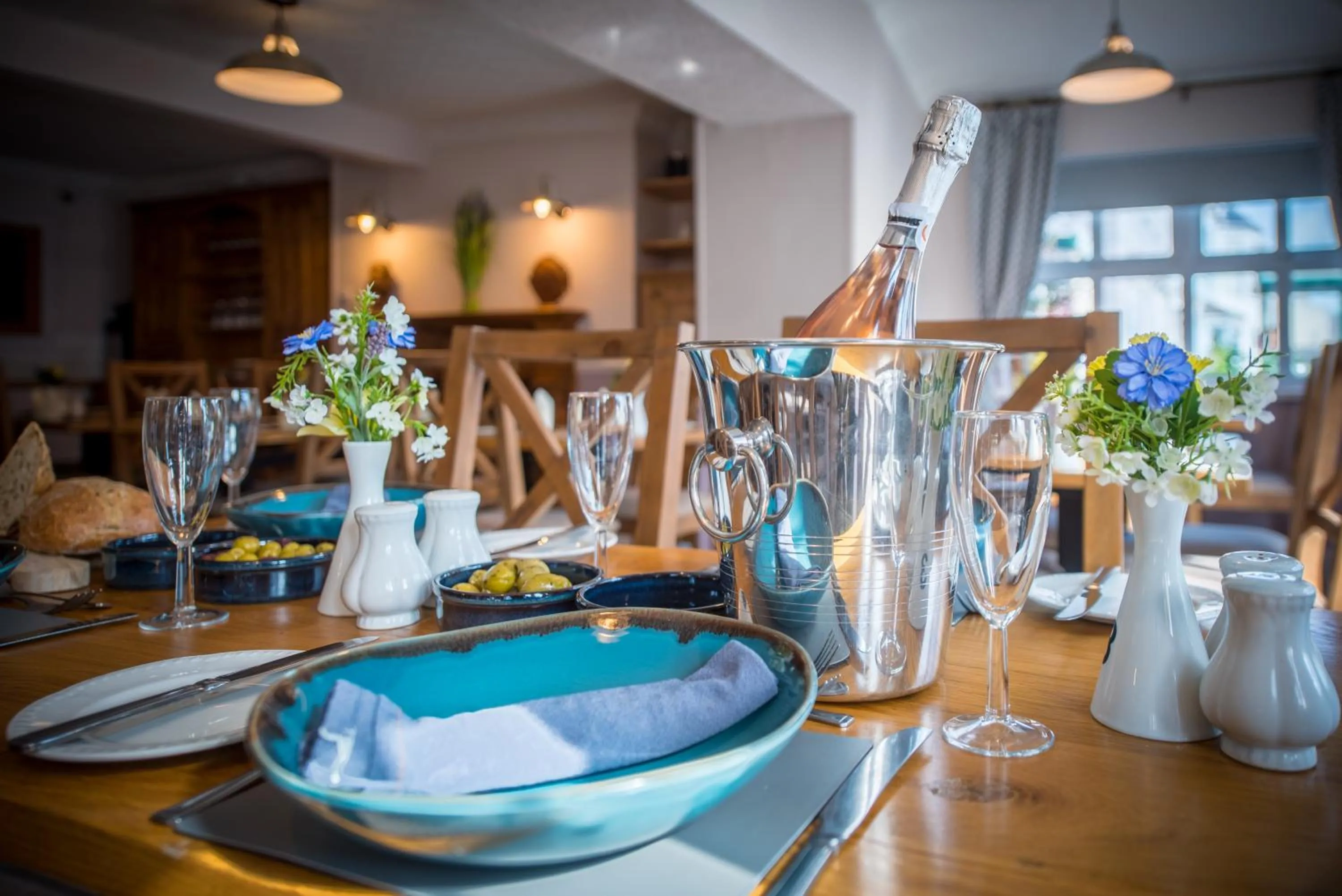 Restaurant/places to eat in The Coach House Hotel