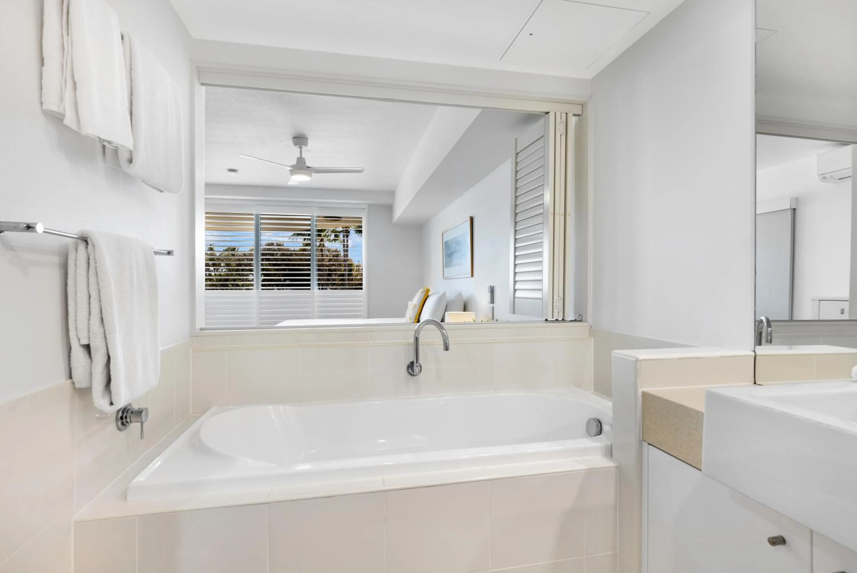 Bathroom in Beaches on Lammermoor Apartments