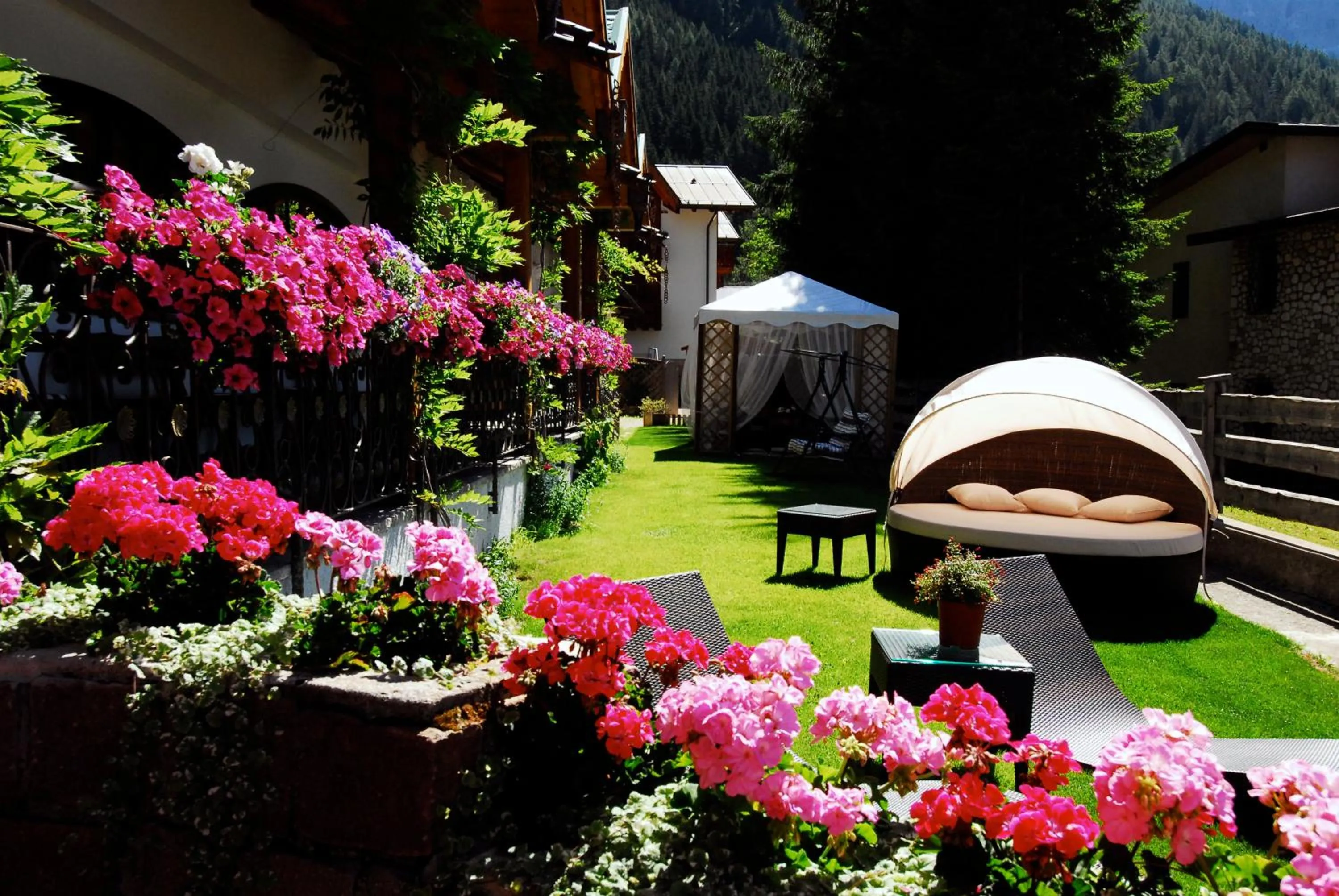 Garden in Hotel Stalon Alpine Chic