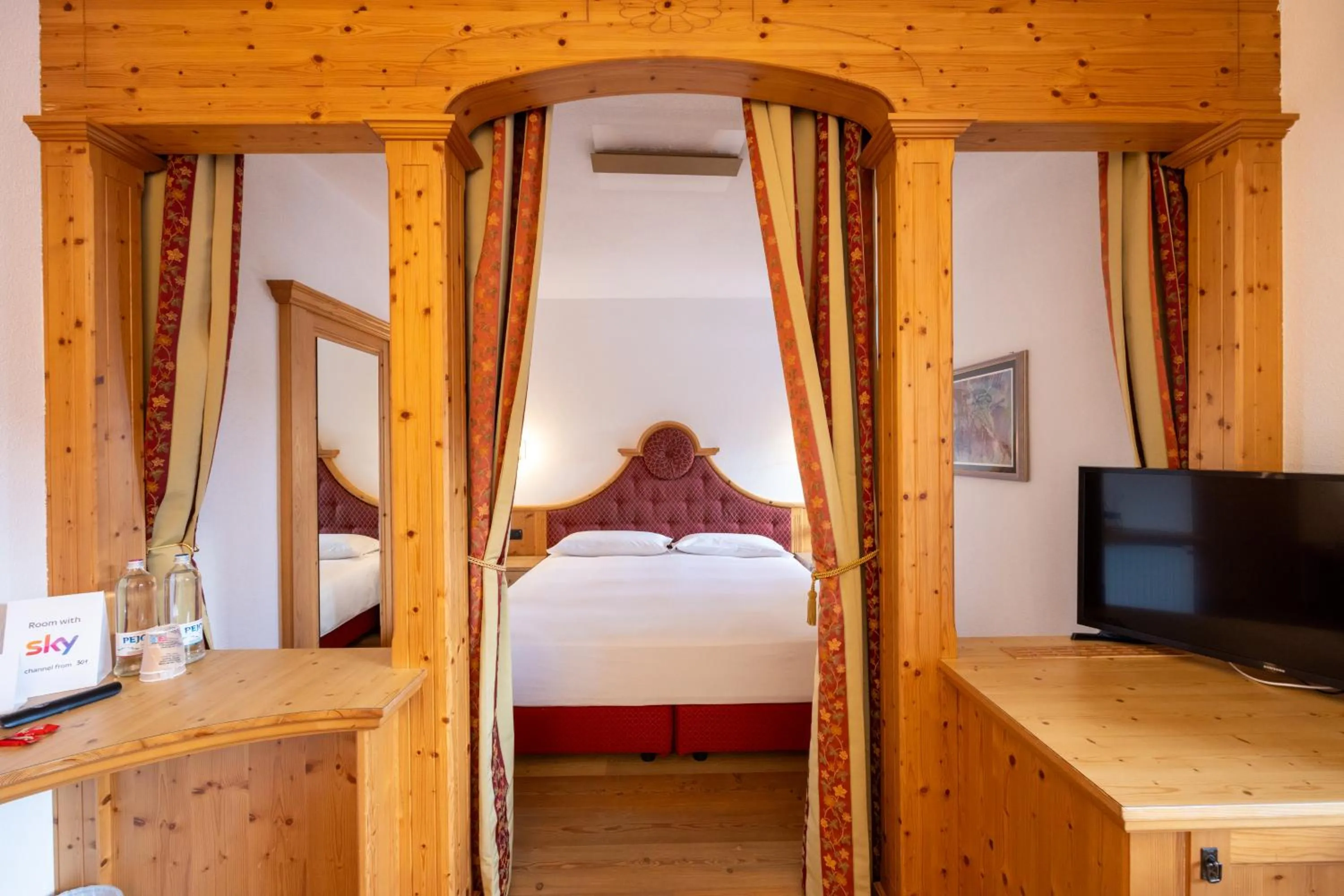 Bed in Hotel Stalon Alpine Chic