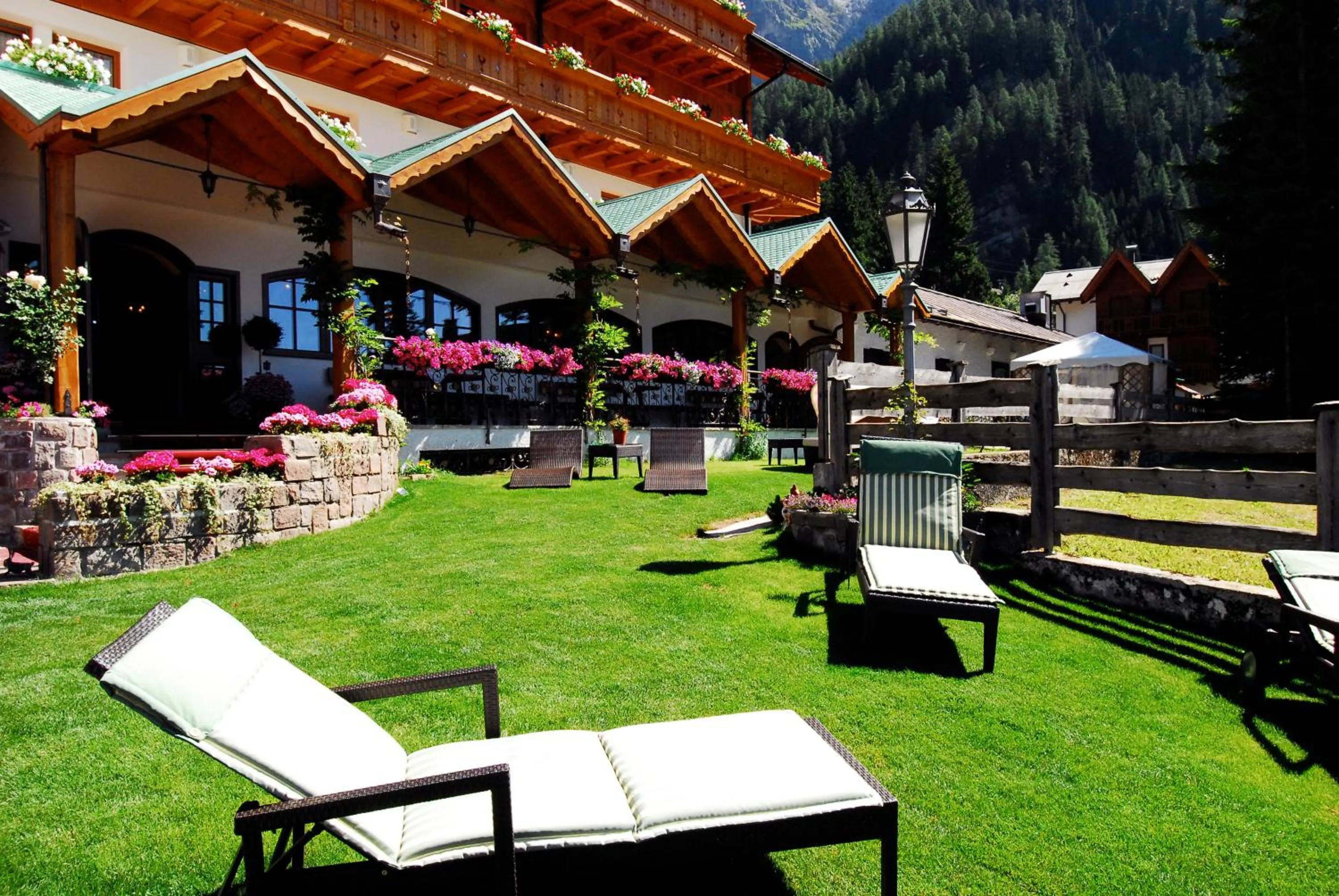 Garden in Hotel Stalon Alpine Chic