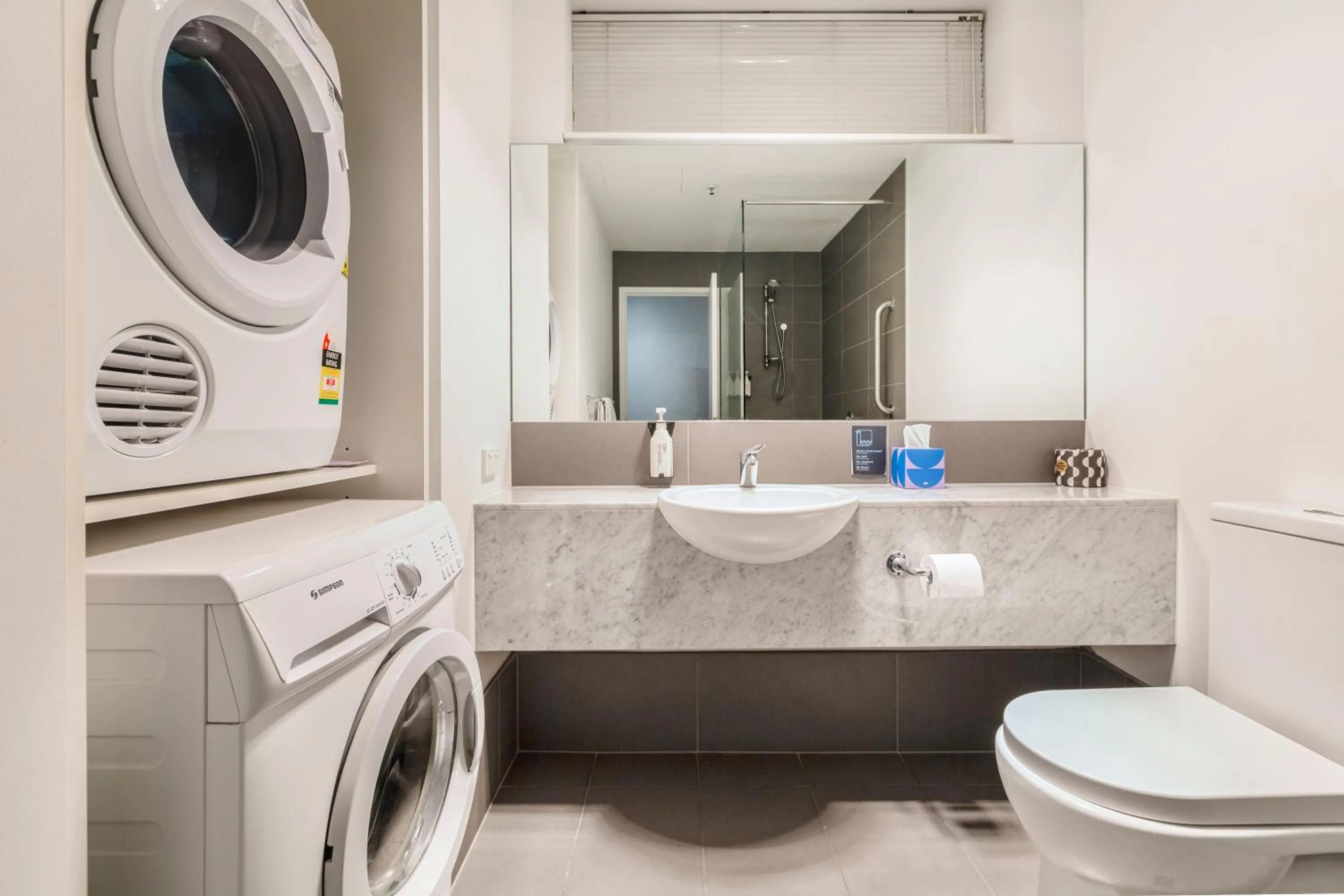 Bathroom in Punthill Apartment Hotel - Manhattan