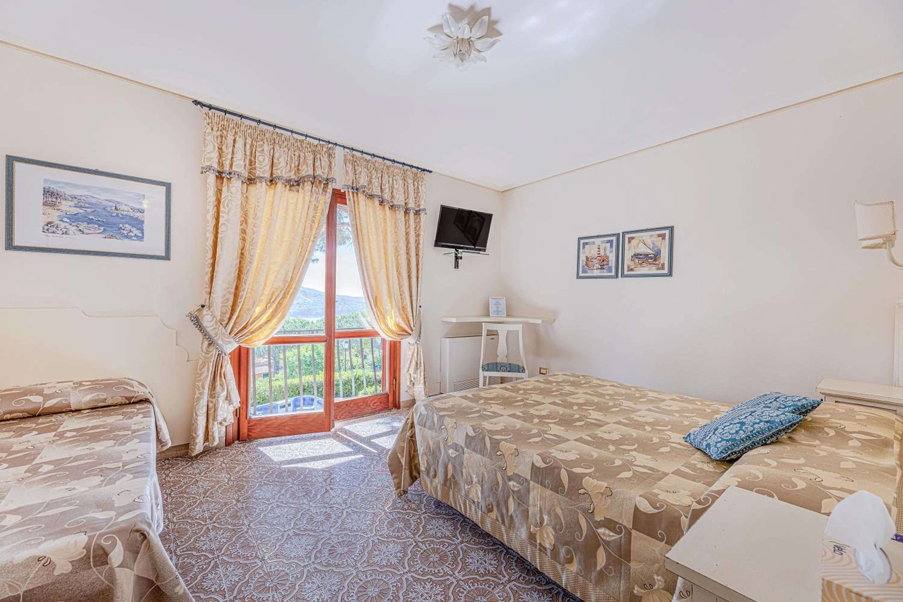 Bed in Villa Capitorsola