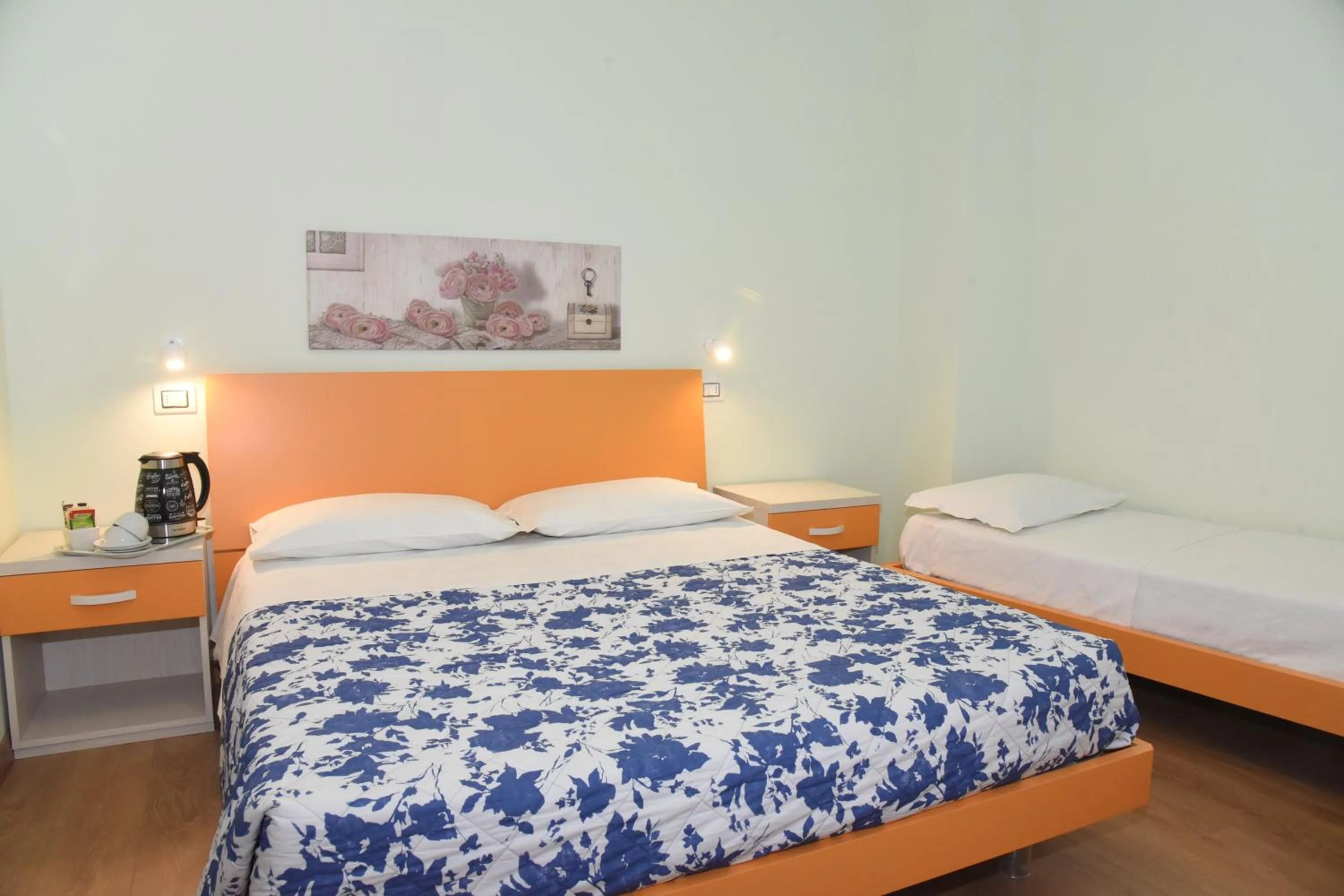 Photo of the whole room, Bed in Albergo La Rosetta