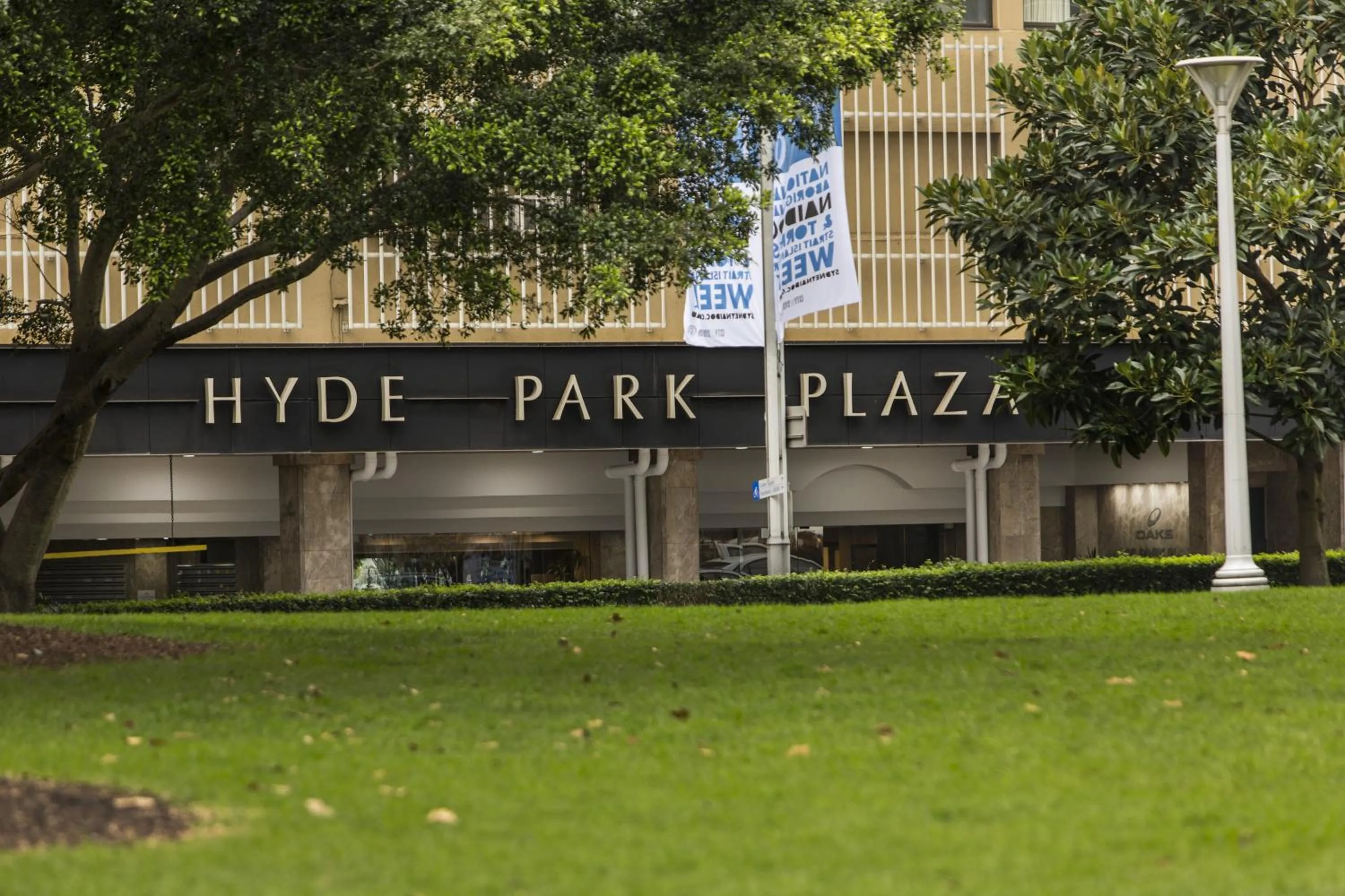 Garden in Oaks Sydney Hyde Park Suites