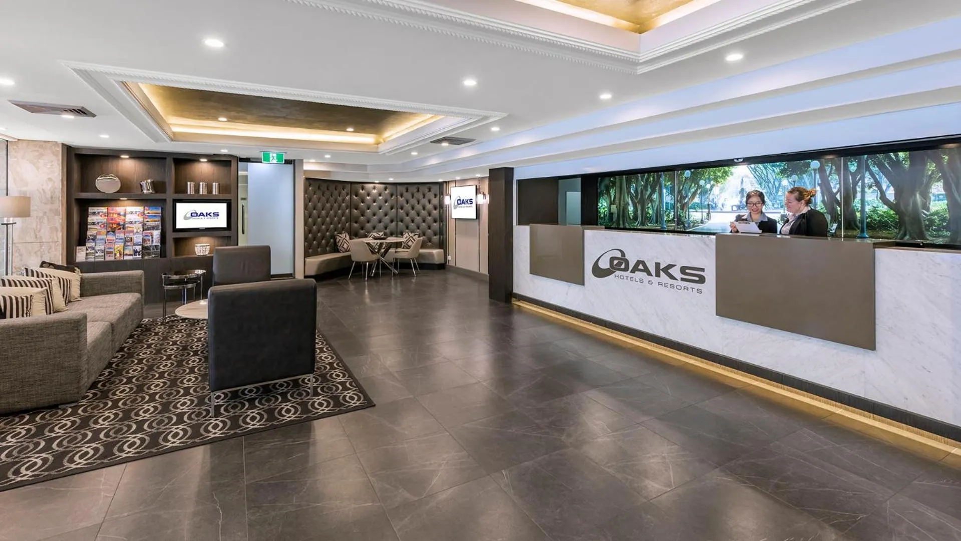 Property building in Oaks Sydney Hyde Park Suites