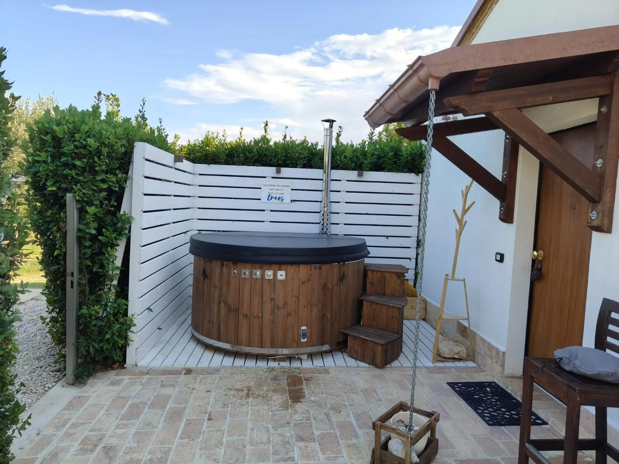 Hot Tub in Il Giardino Di Epicuro