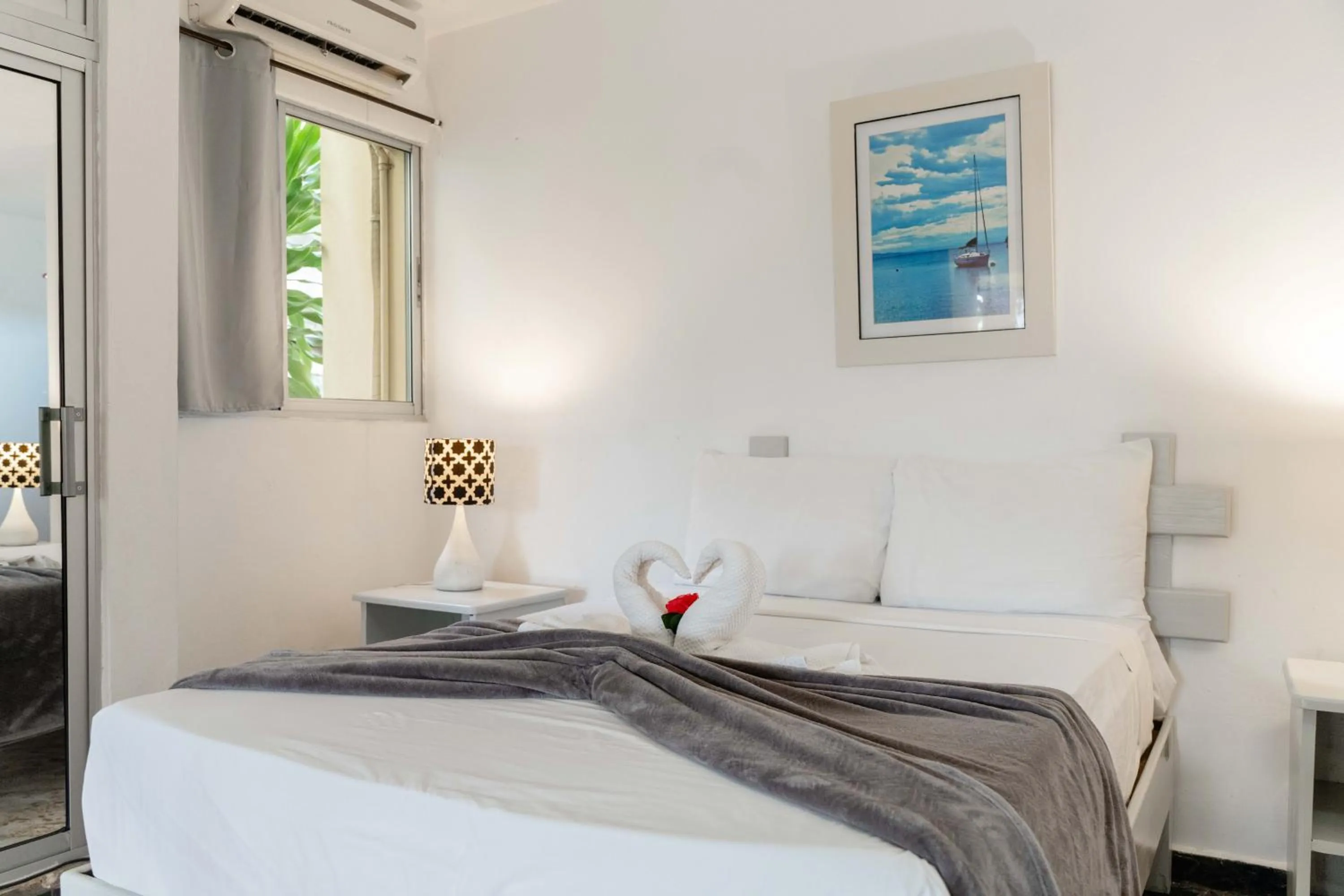 Bed in Aparta-Hotel Villa Baya