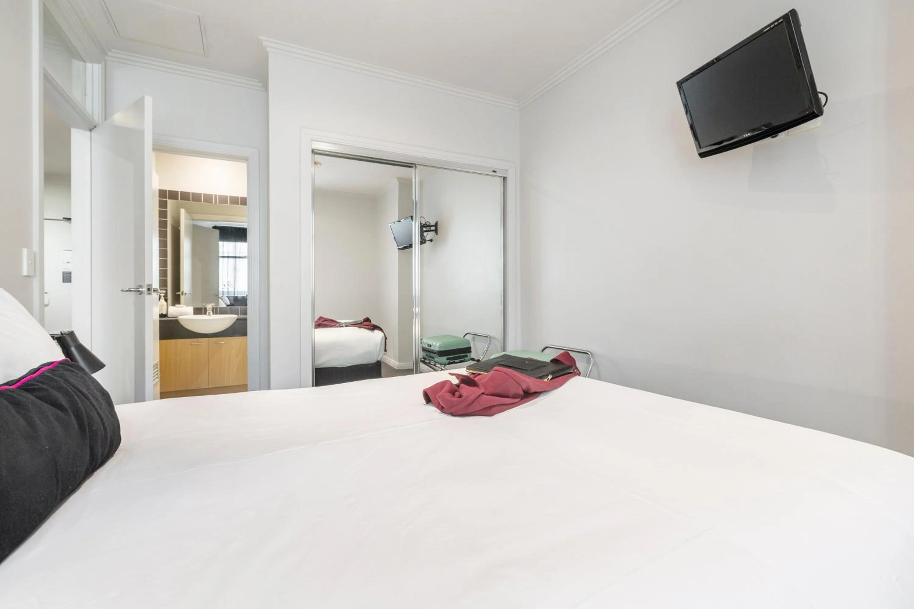 Bed in Punthill Apartment Hotel - Flinders Lane